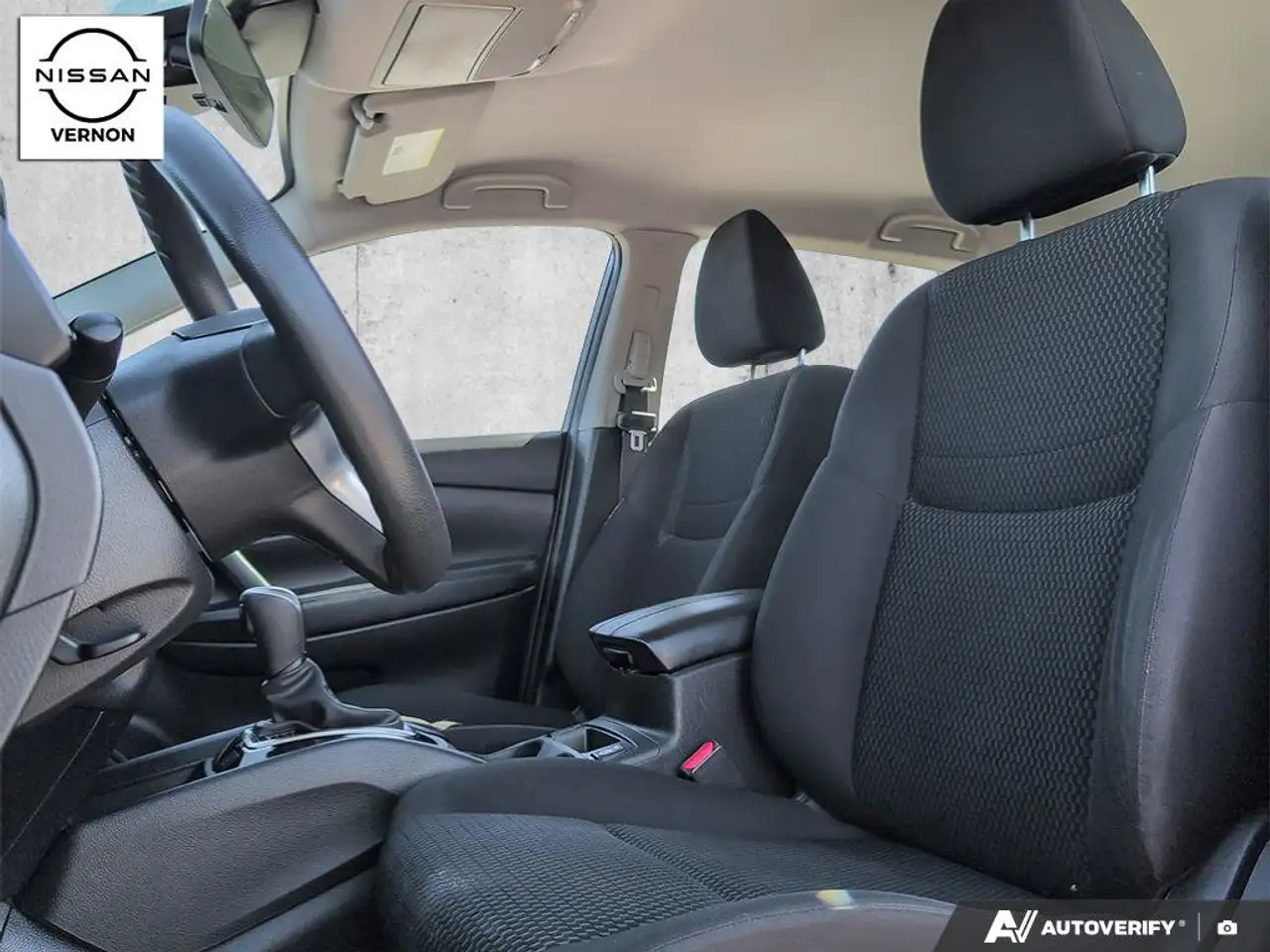 Nissan Qashqai снимка Nissan Qashqai