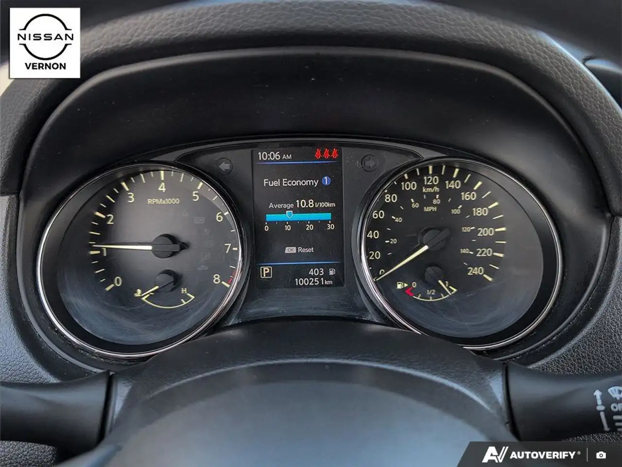 Nissan Qashqai снимка Nissan Qashqai