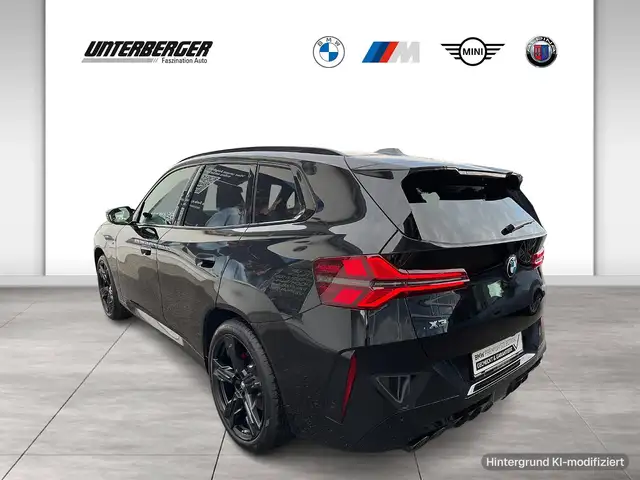 BMW X3 M view 4