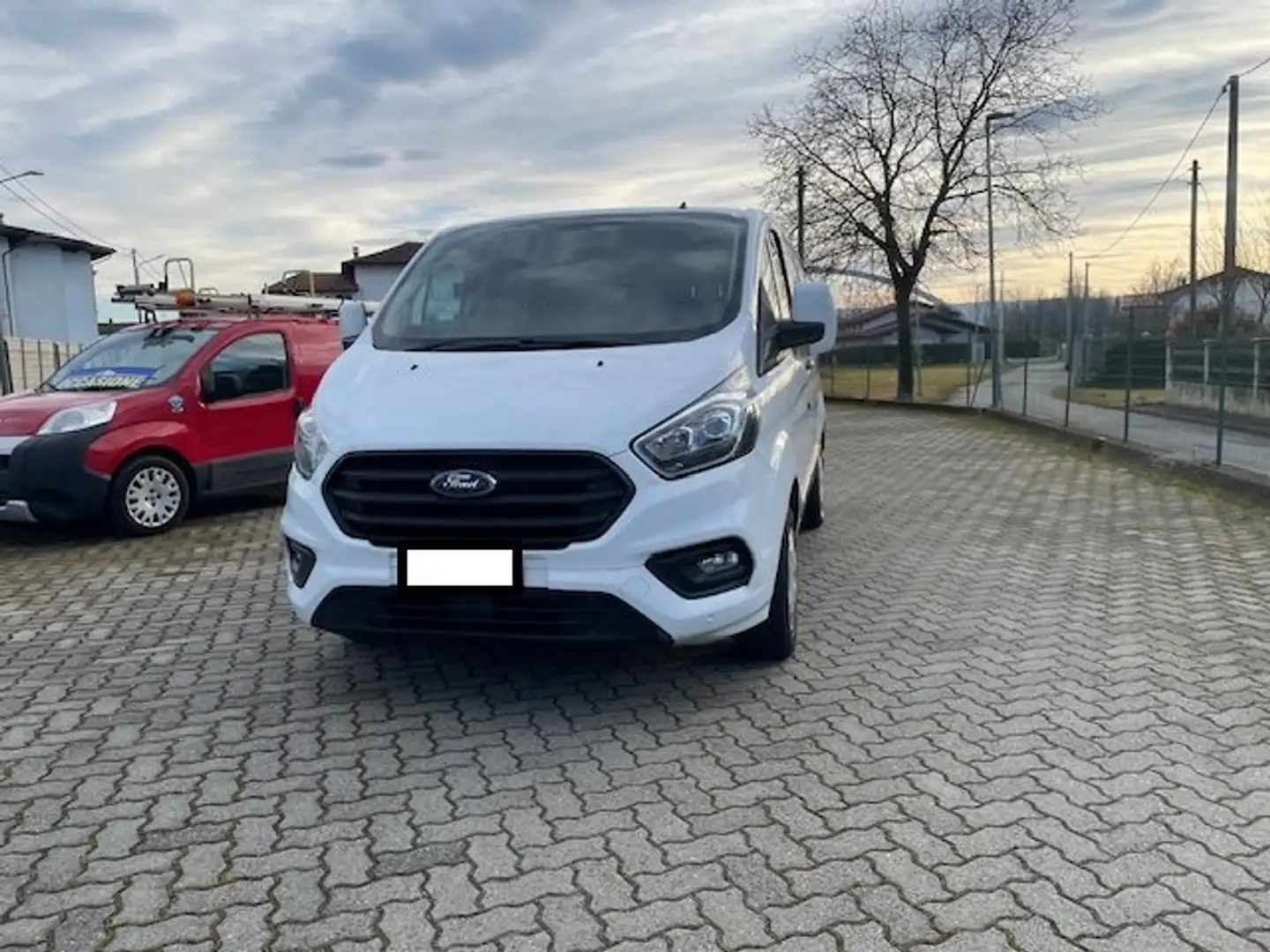 Ford TRANSIT CUSTOM 2.0 130 CV L1H1 E6  TREND Bianco - 2
