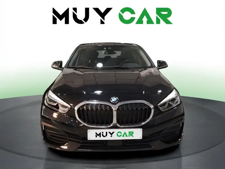 BMW Serie 1 2020, foto 2