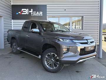 2.2 DI-D 150ch 4wd Club Cab