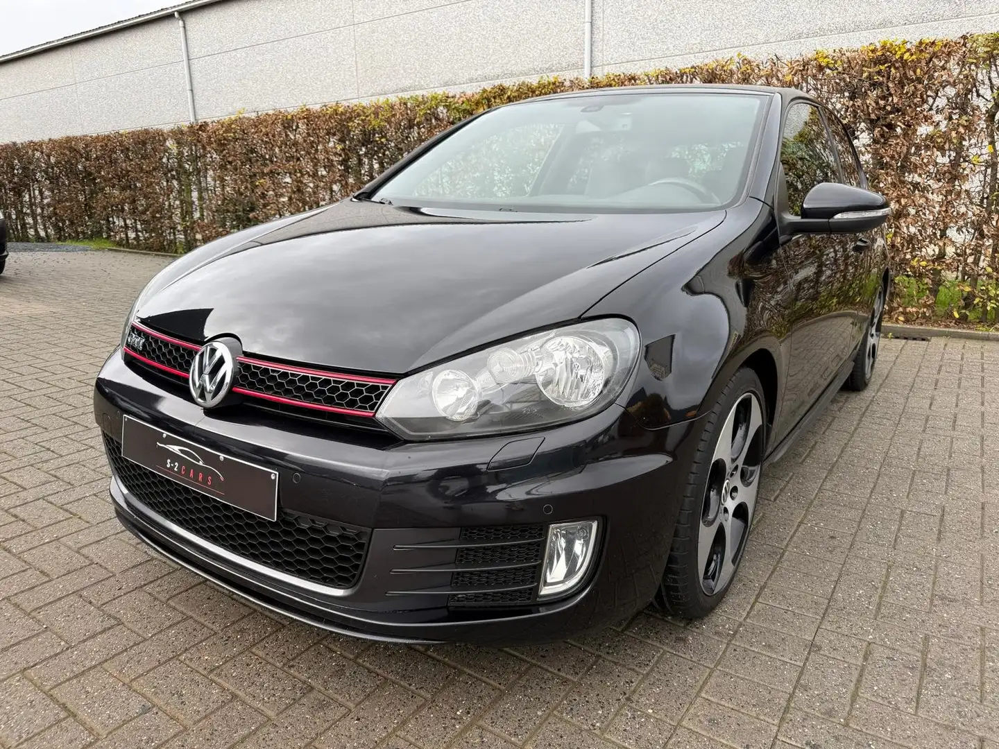 Volkswagen Golf GTI Golf 2.0 TSI Negru - 1