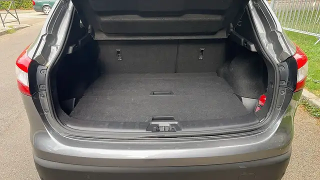Nissan Qashqai view 14