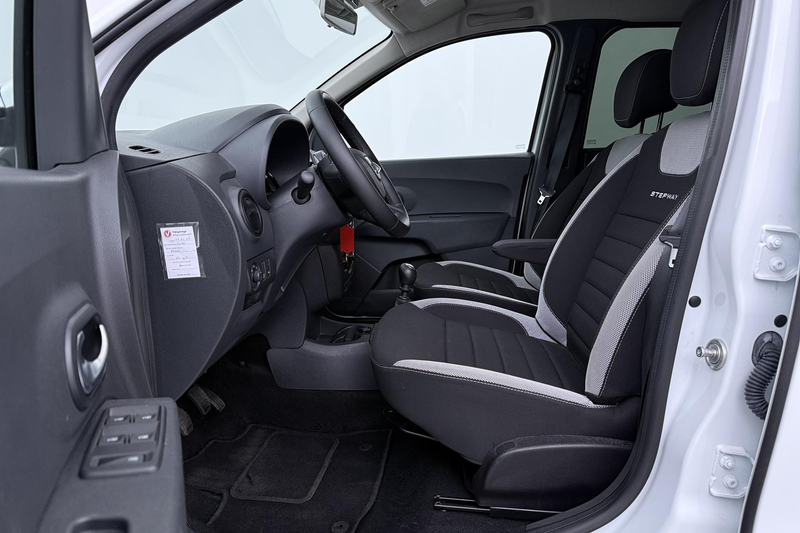 Dacia Lodgy 1.3 TCe Stepway 7p | Trekhaak | Camera | Cruise Co — photo 3
