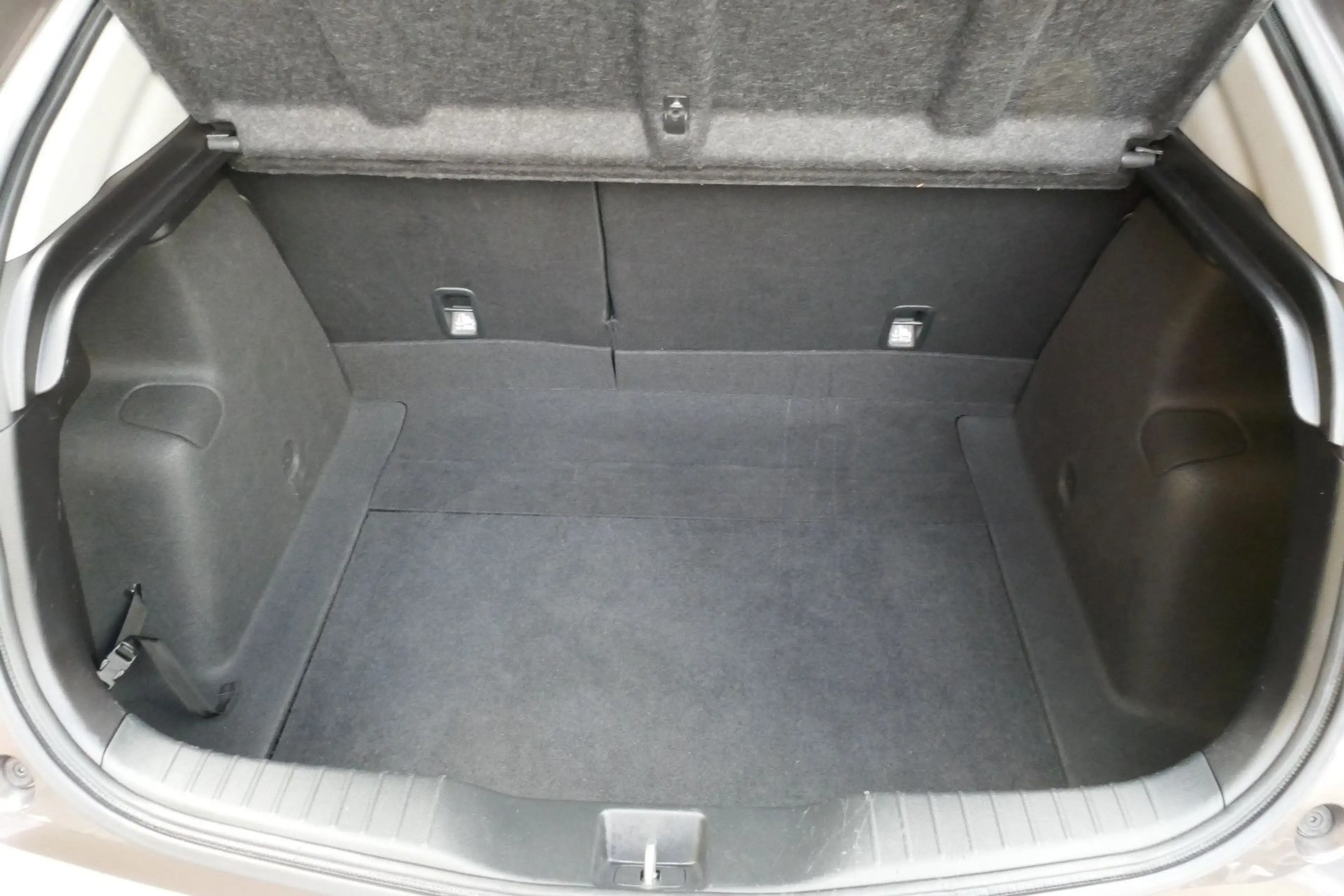 Honda Civic Lim. 5-trg. 1.8 Sport — photo 9