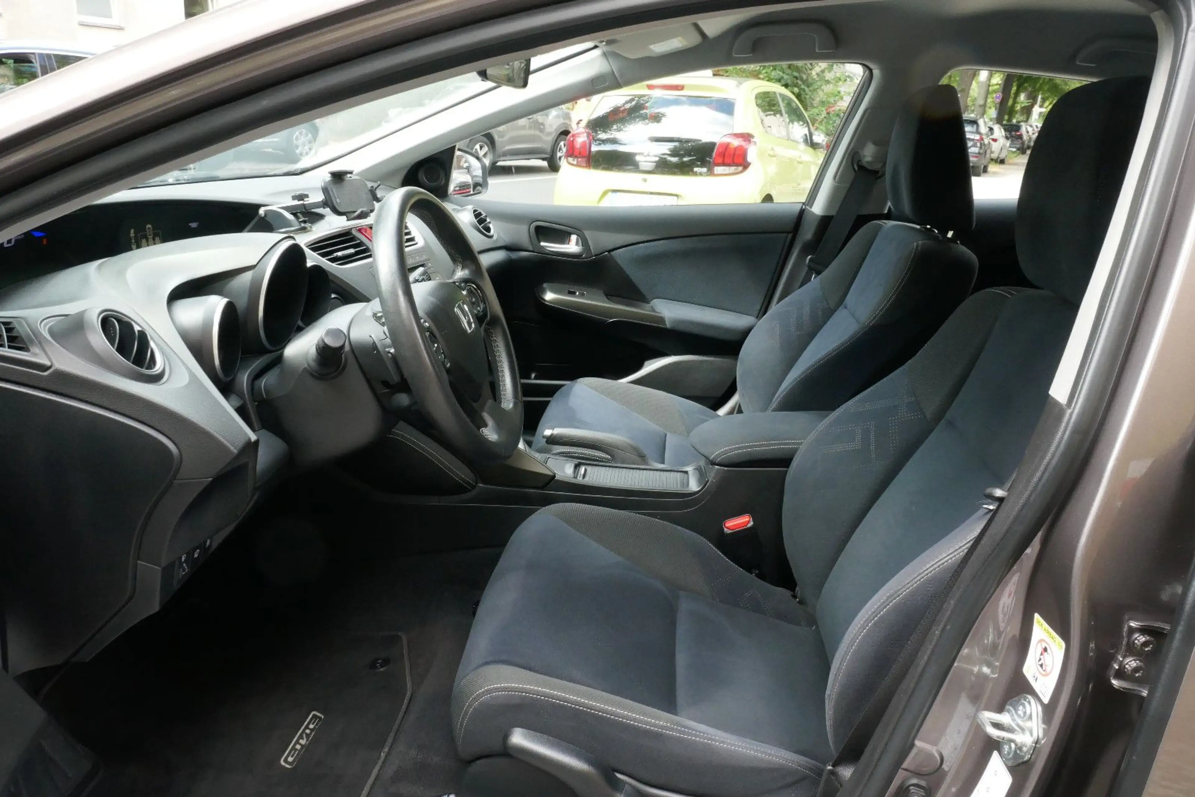 Honda Civic Lim. 5-trg. 1.8 Sport — photo 12