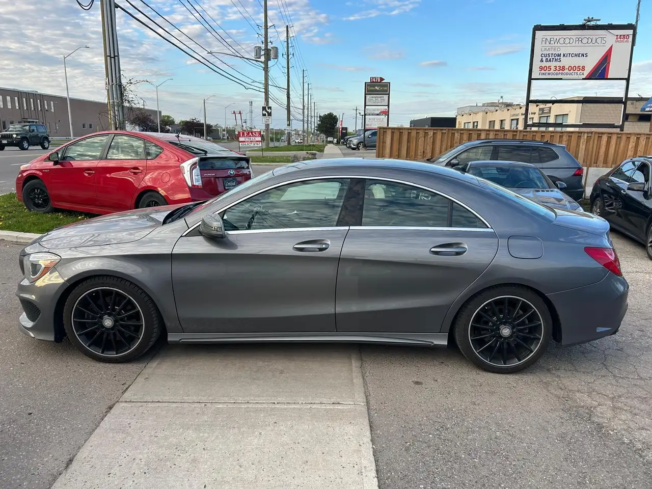 Mercedes-Benz CLA снимка Mercedes-Benz CLA