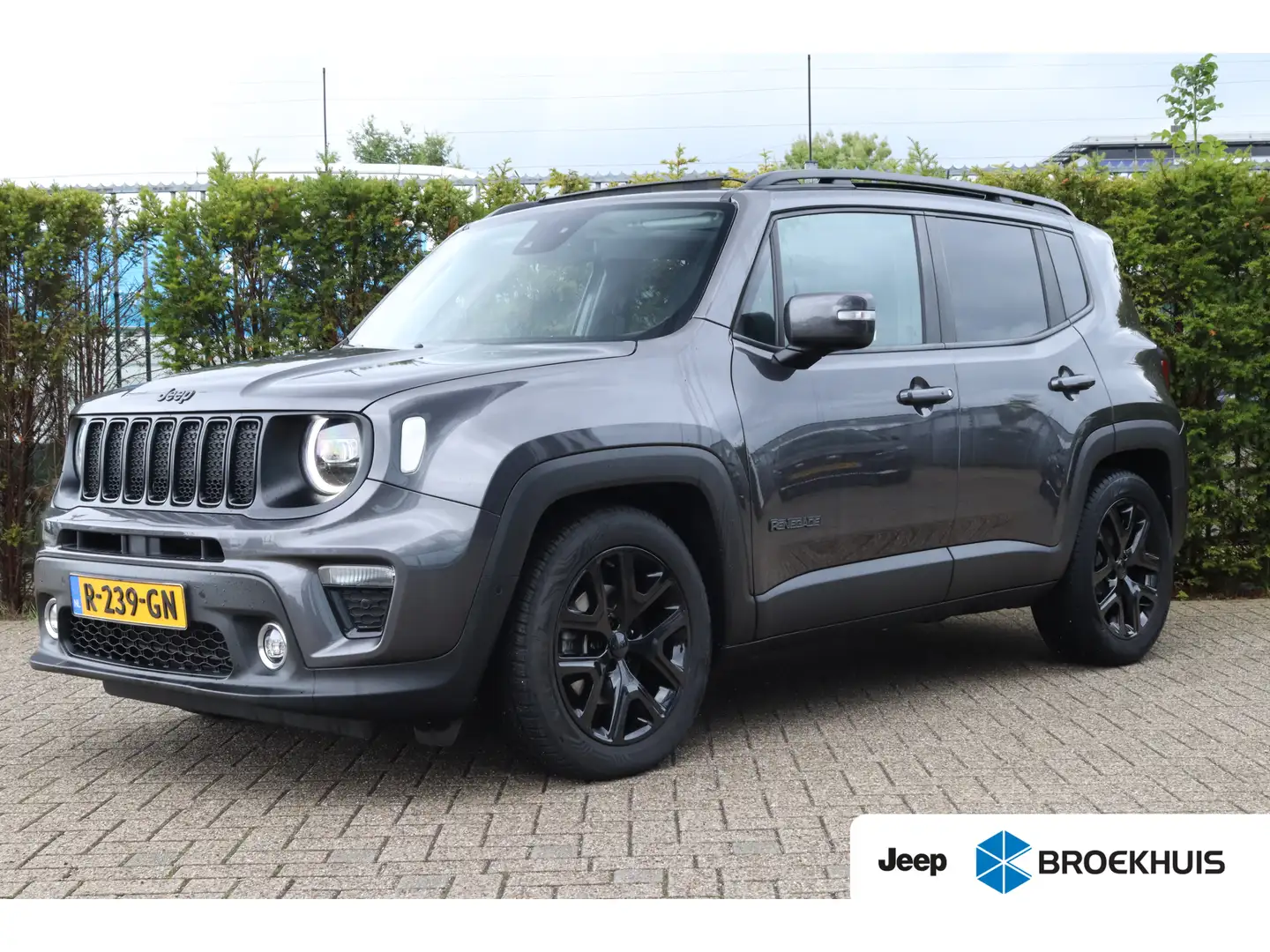 Jeep Renegade 1.3T DDCT S | Adaptieve Cruise | Schuifdak | Kenwo Grijs - 1