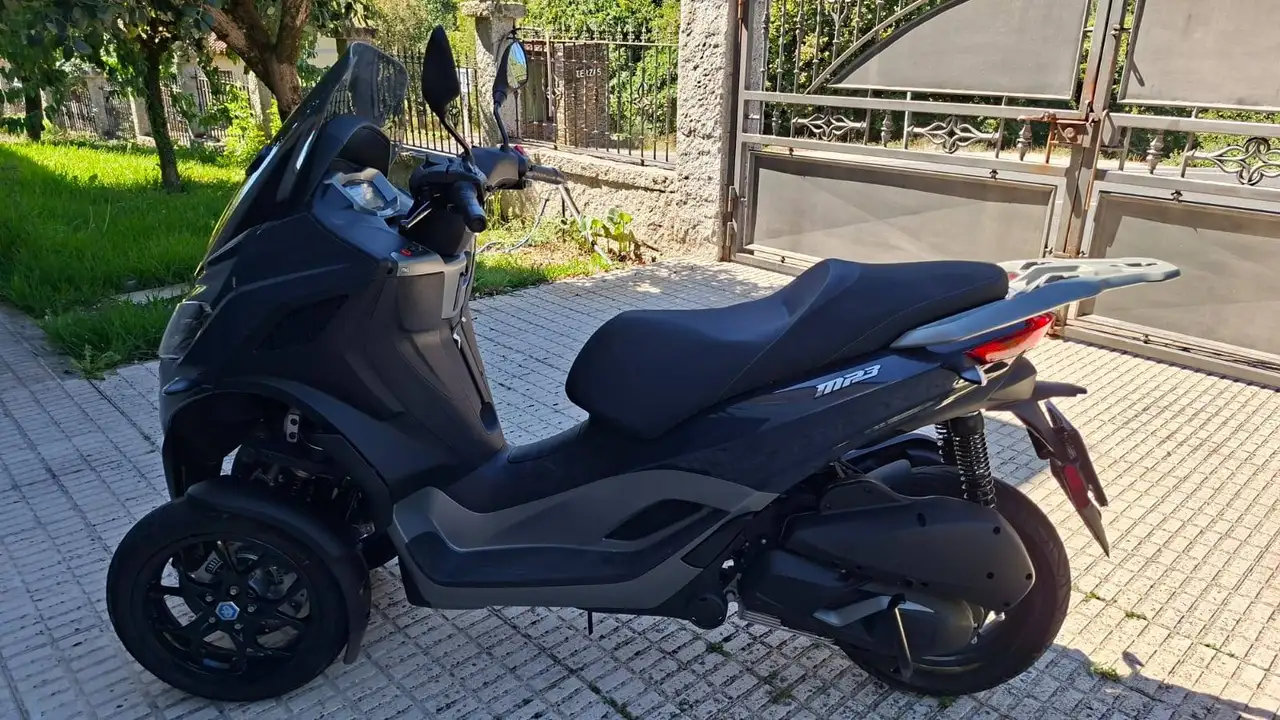 Piaggio MP3 310