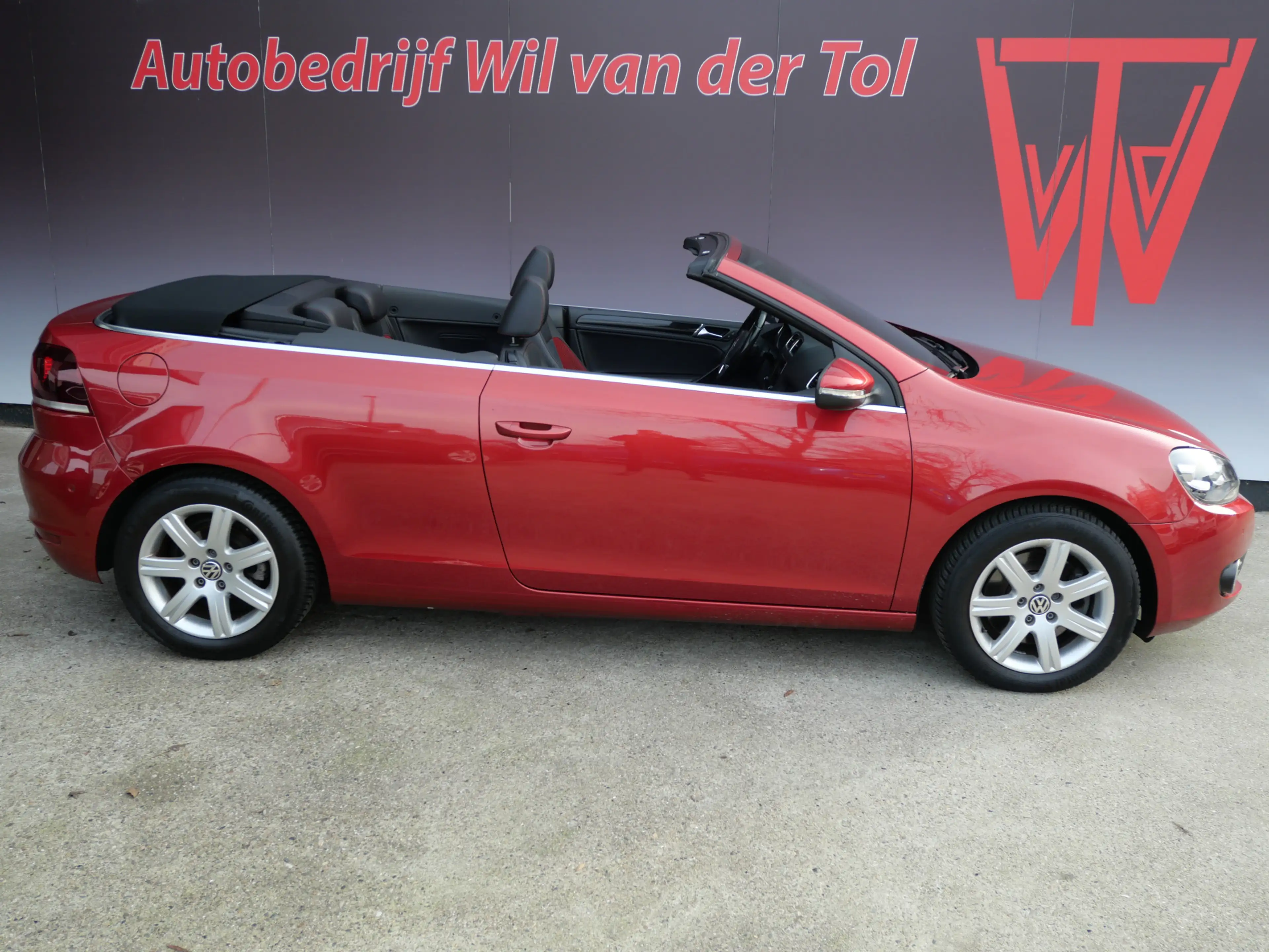 Volkswagen Golf Cabriolet 1.4 TSI AUTOMAAT | LED | HALF-LEER | 160 PK | APK