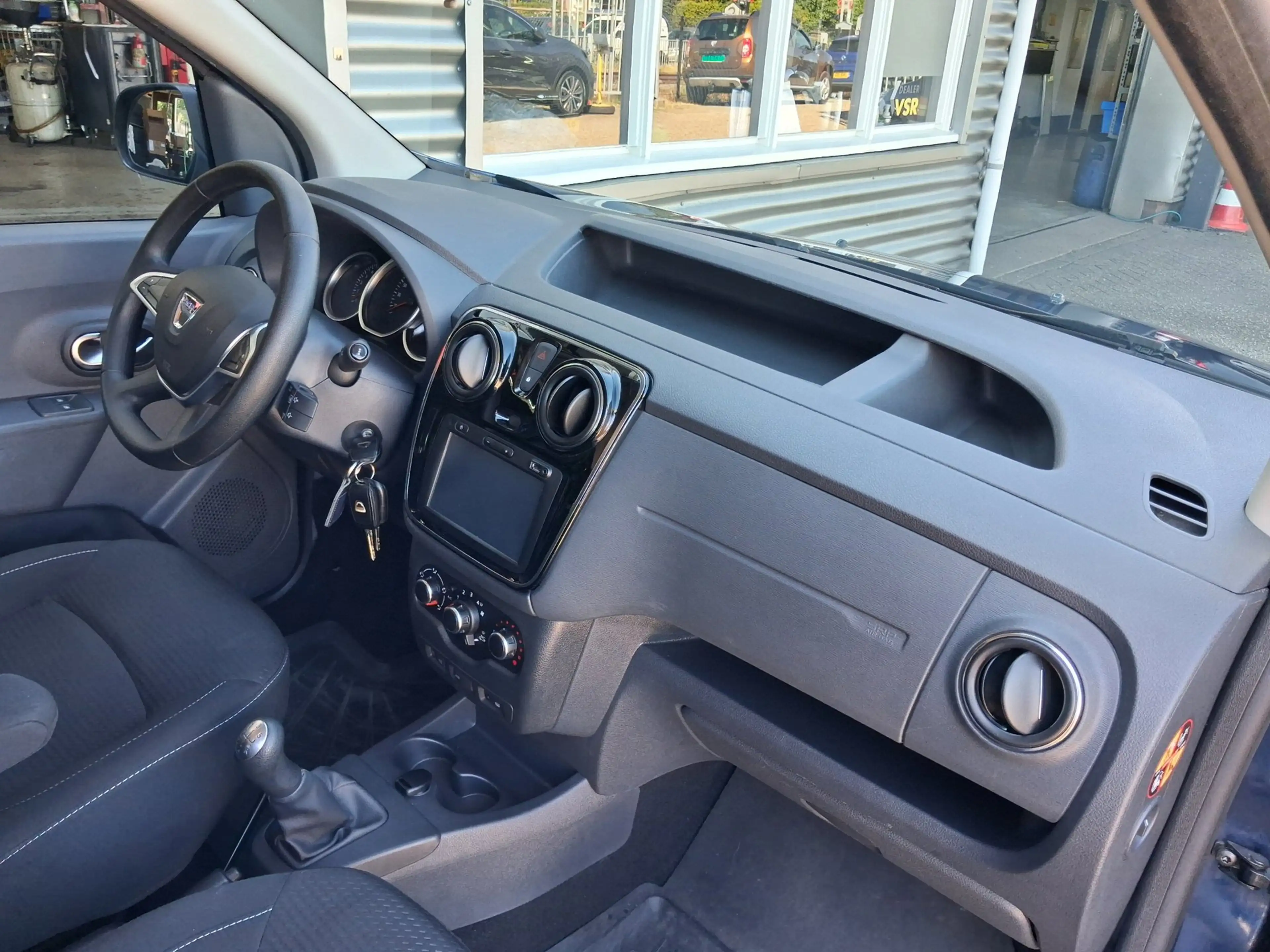 Dacia Dokker 1.2 TCe S&S Ambiance luxe airco navi trekhaak ALLI — photo 11