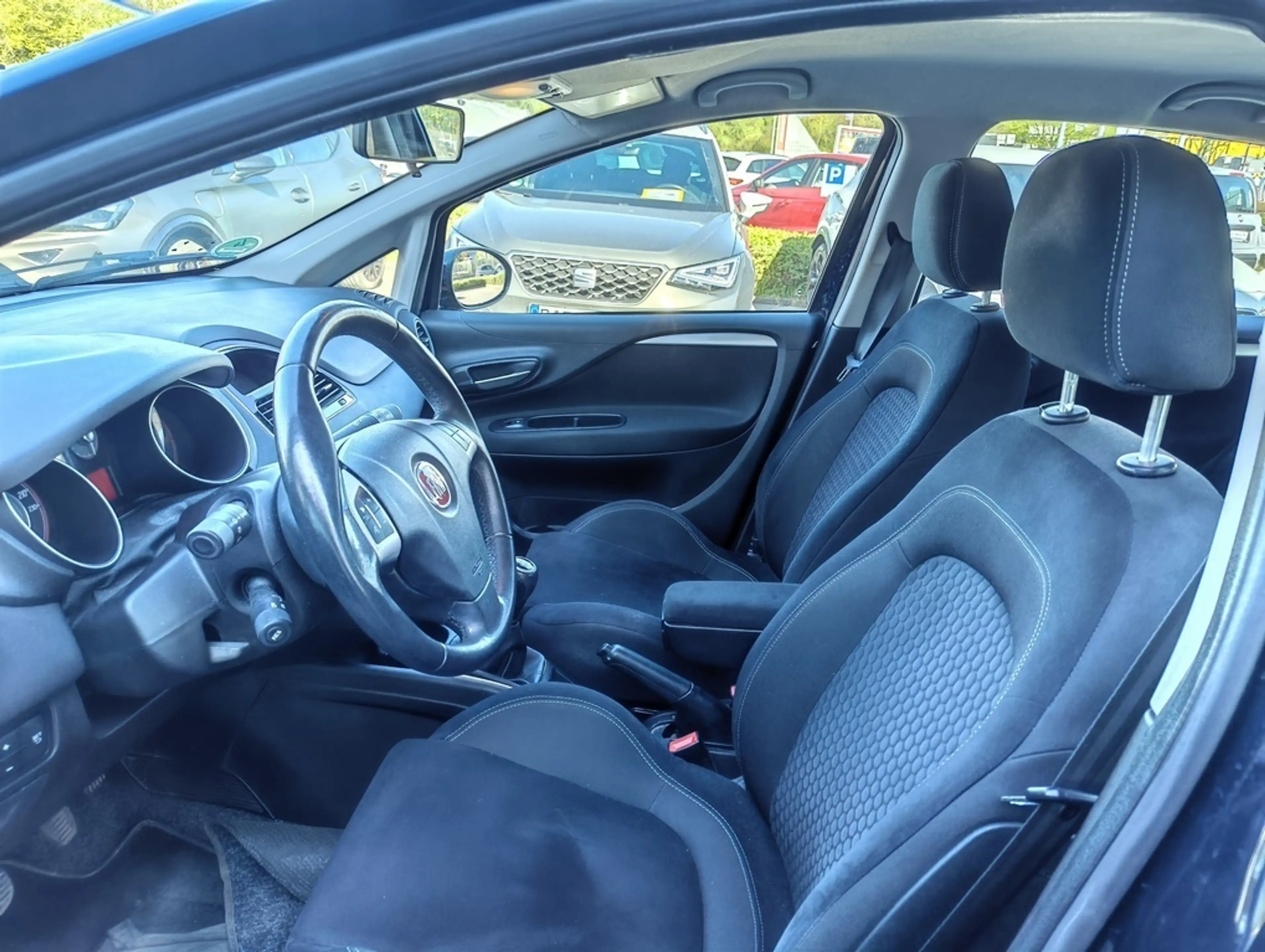 Fiat Punto 1.3 Mjet 16V 90 PS Lounge — photo 10