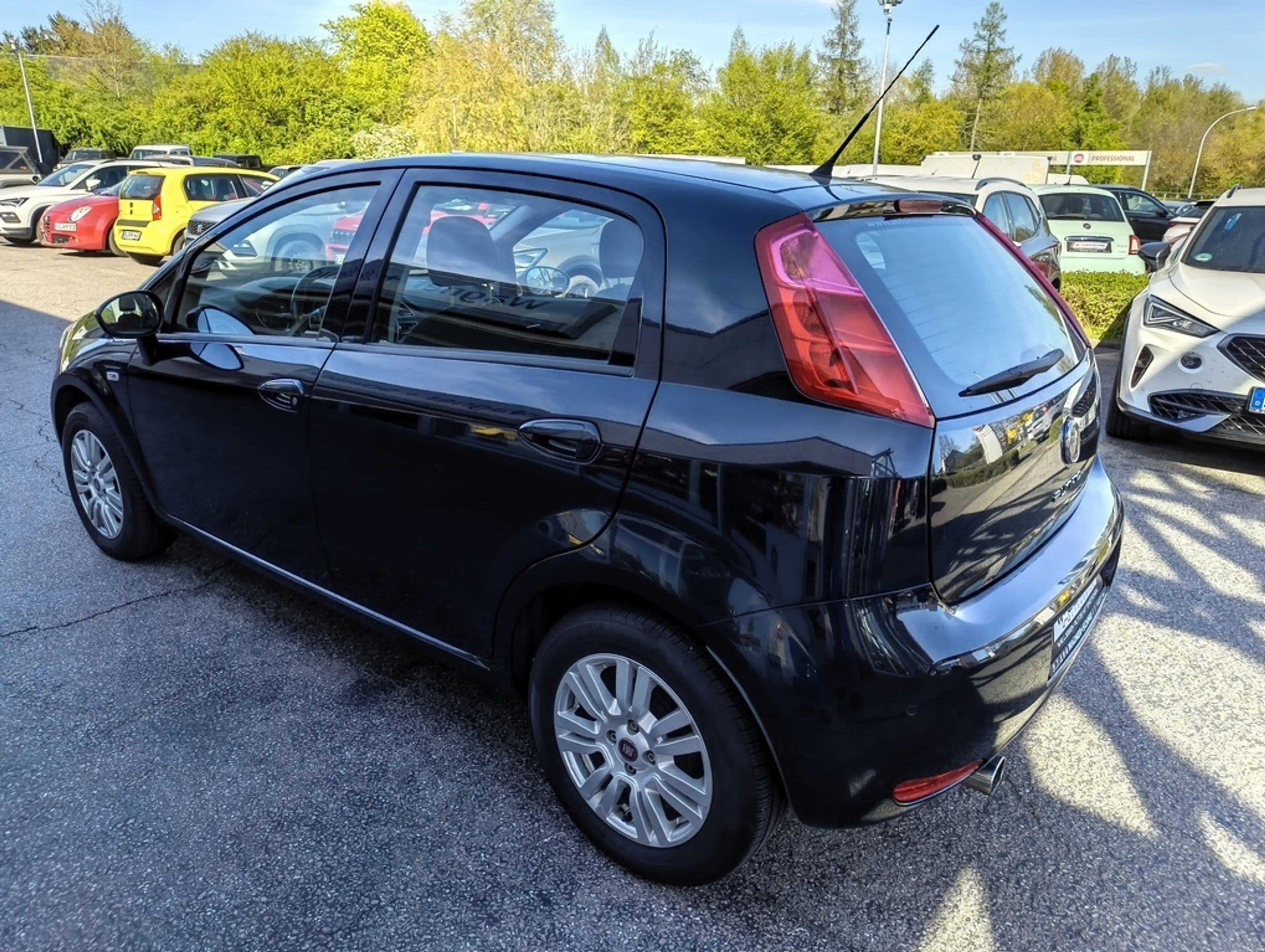Fiat Punto 1.3 Mjet 16V 90 PS Lounge — photo 6