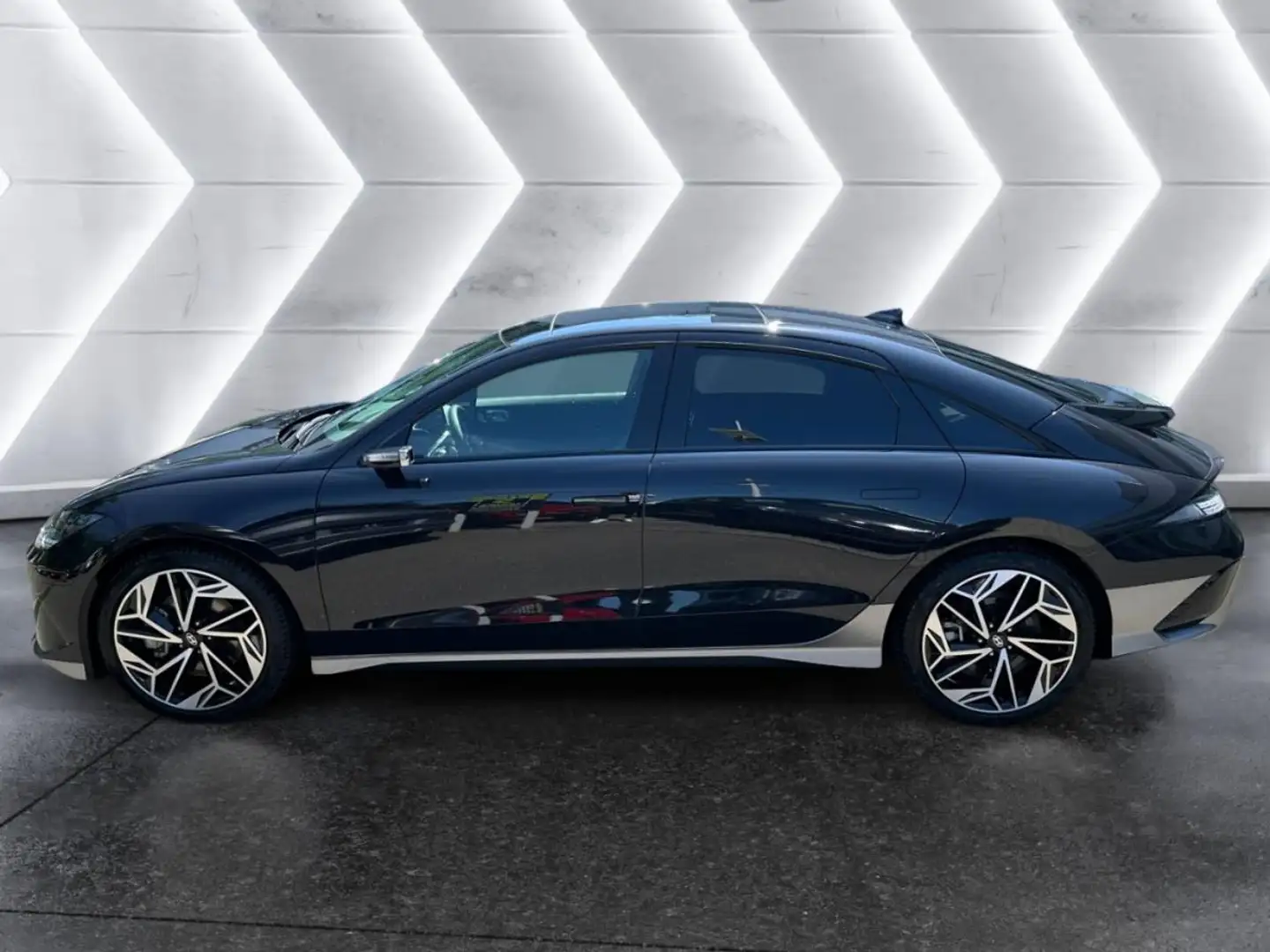Hyundai IONIQ 6 77-kWh Uniq Elektro Vorführfahrzeug Blau - 2