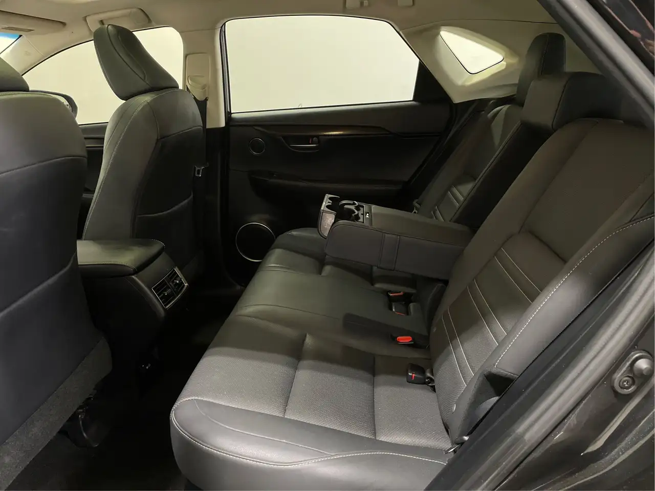 Lexus NX photo Lexus NX
