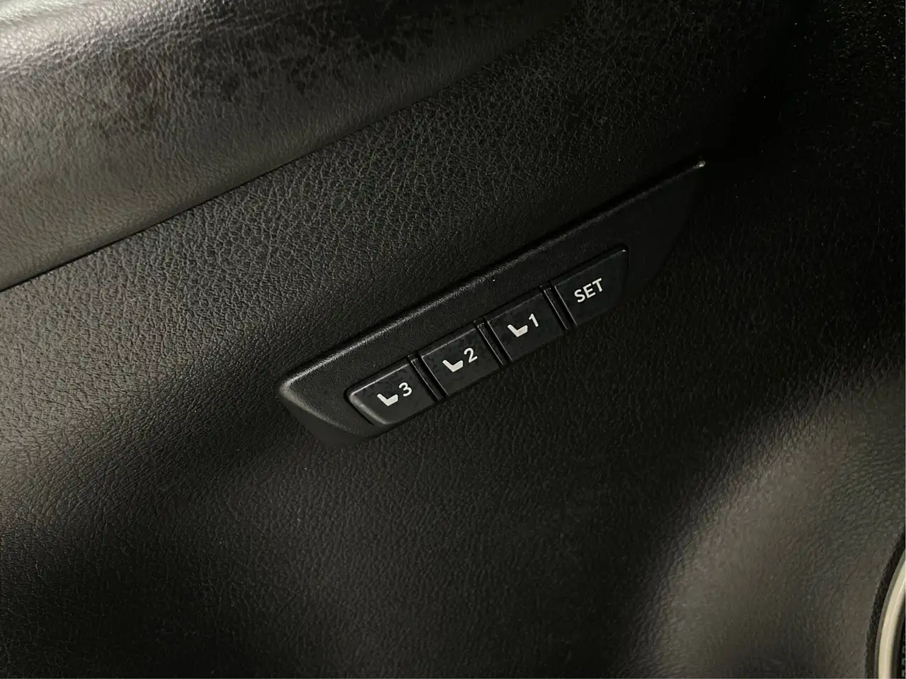 Lexus NX photo Lexus NX