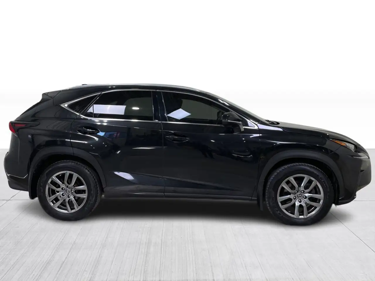 Lexus NX photo Lexus NX