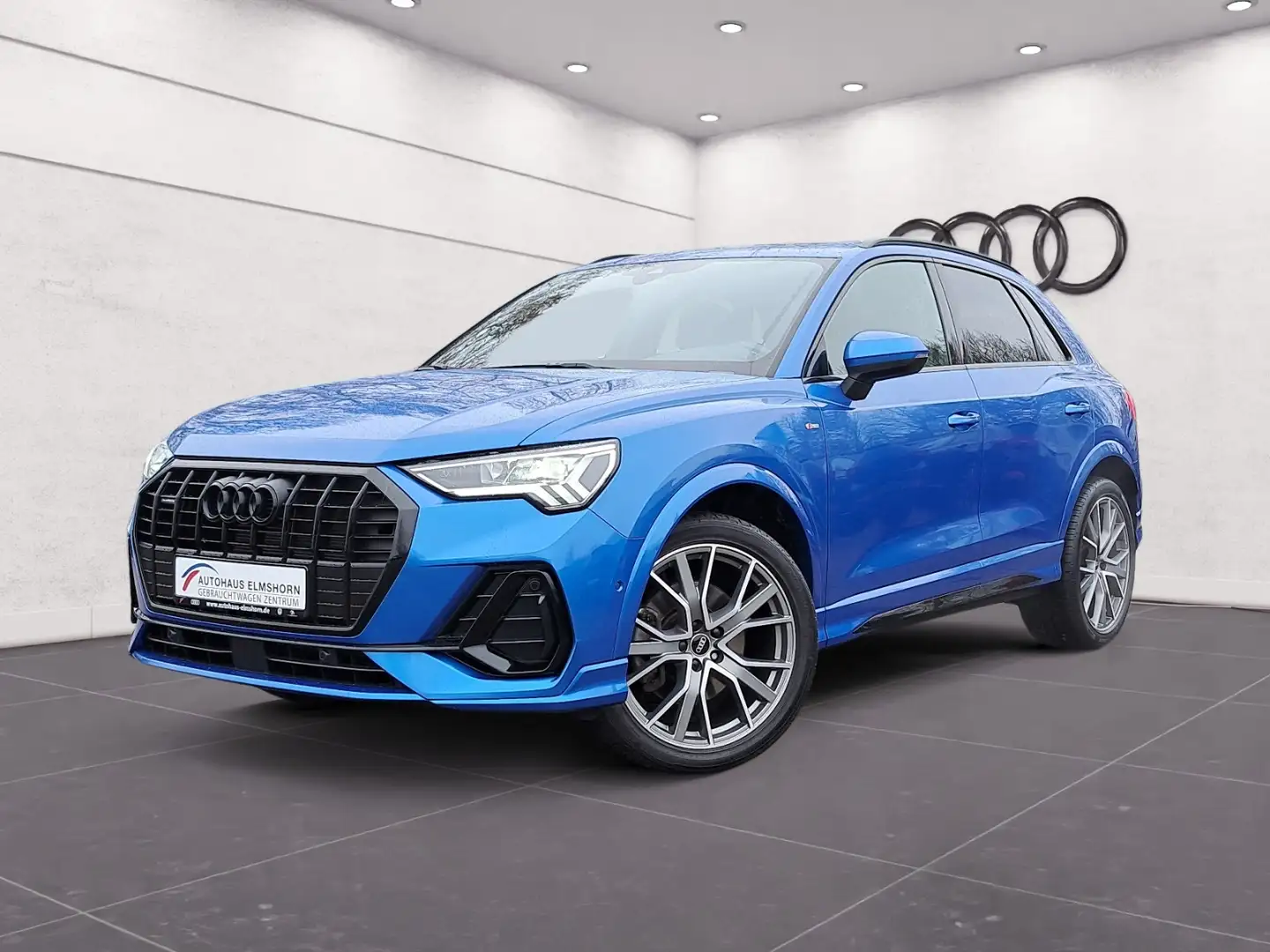 Audi Q3 S line 40 TFSI quattro S tronic PANO AHK NAV KAM Blauw - 2