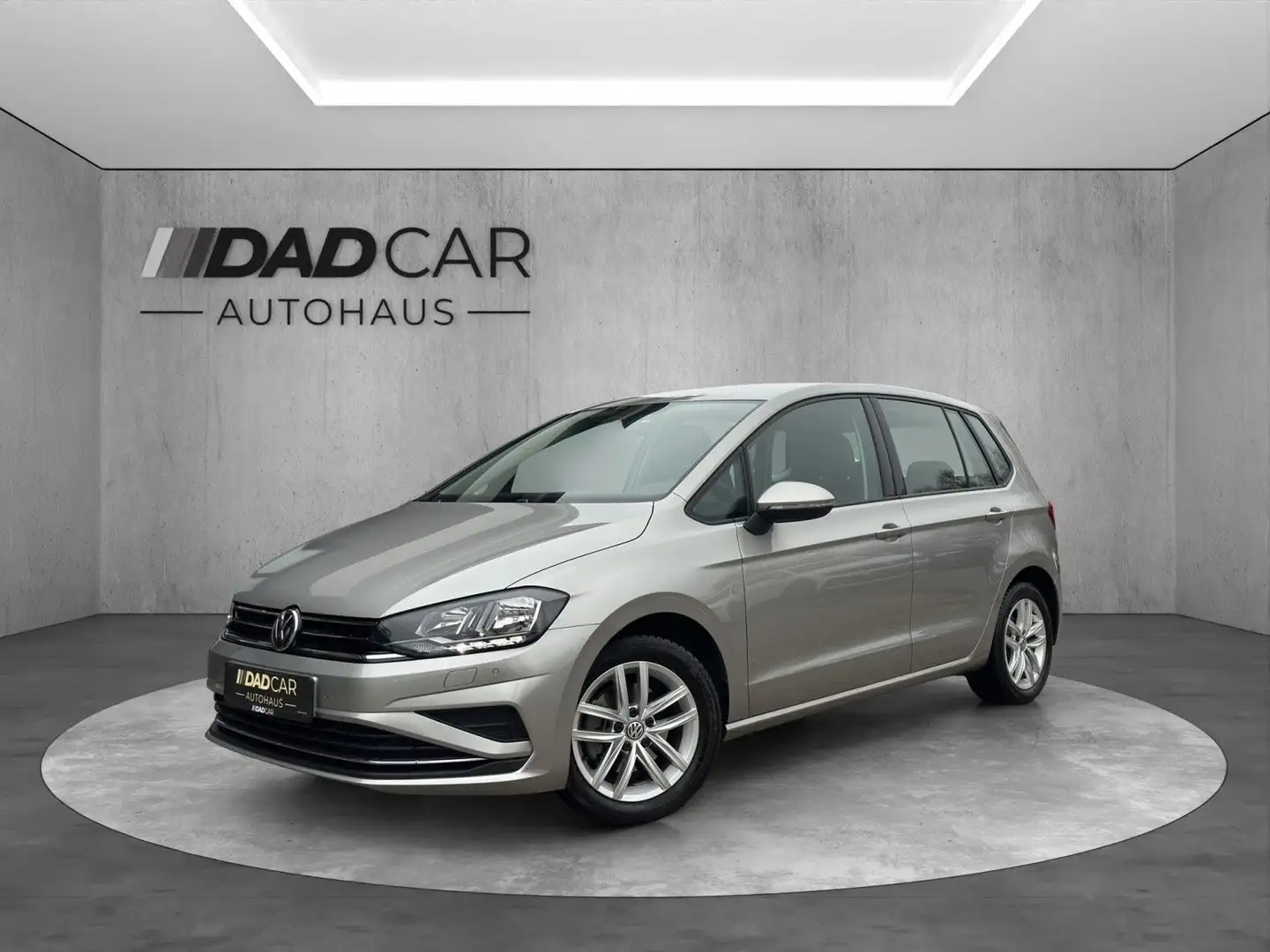 Volkswagen Golf Sportsvan 1.5 TSI DSG Comfortline *PDC*SHZ* Silber - 1