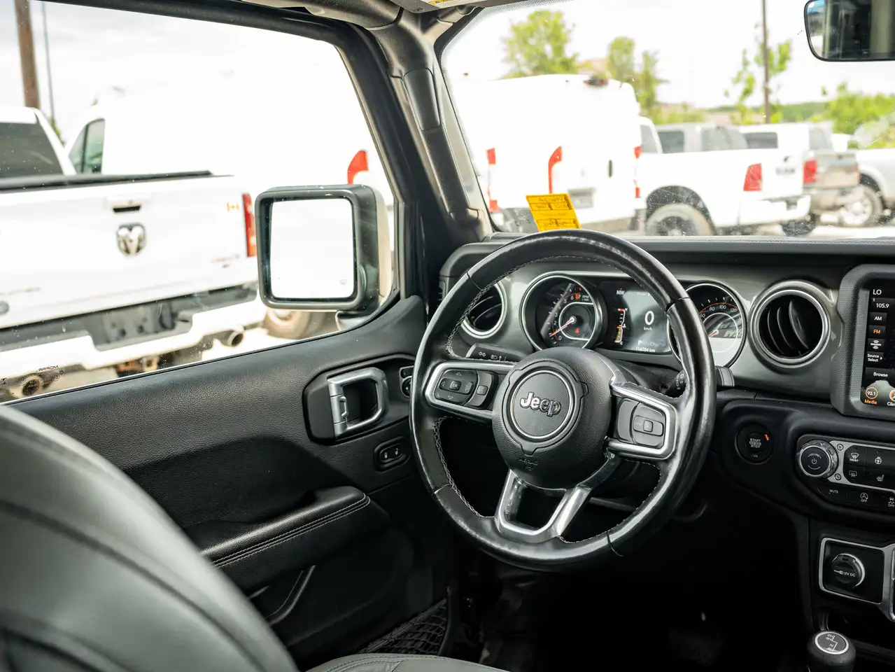 Jeep Wrangler снимка Jeep Wrangler