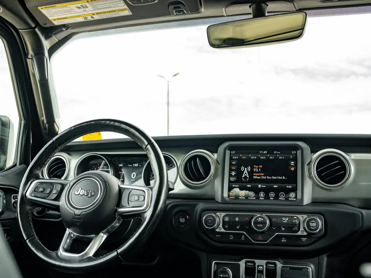 Jeep Wrangler снимка Jeep Wrangler