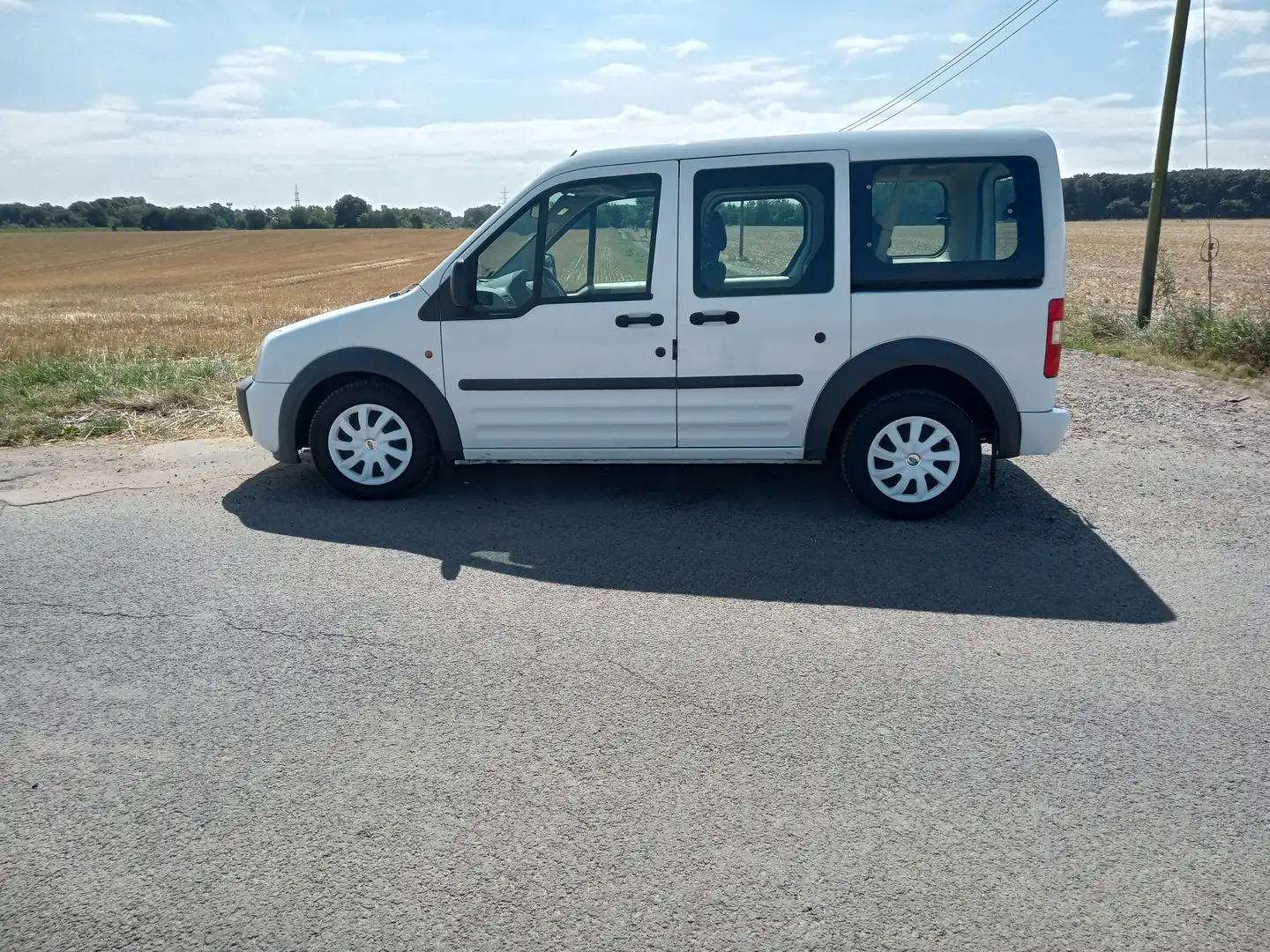Ford Tourneo Connect GLX Белый - 2