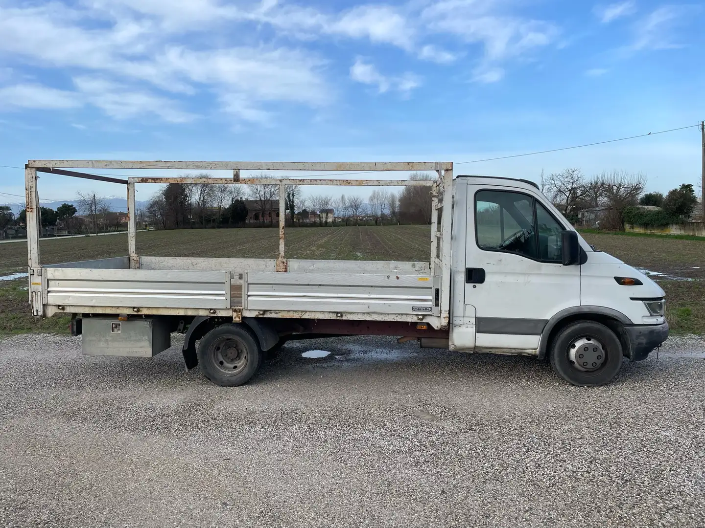 Iveco Daily White - 1