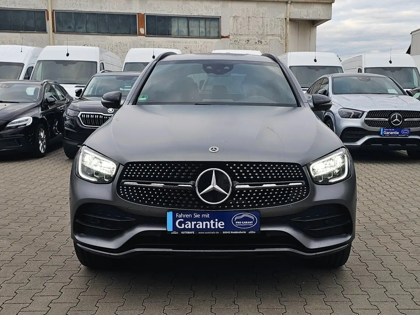Mercedes-Benz GLC 300 de 4Matic 360Kamera*NAVI*AMG*1HAND Grau - 2