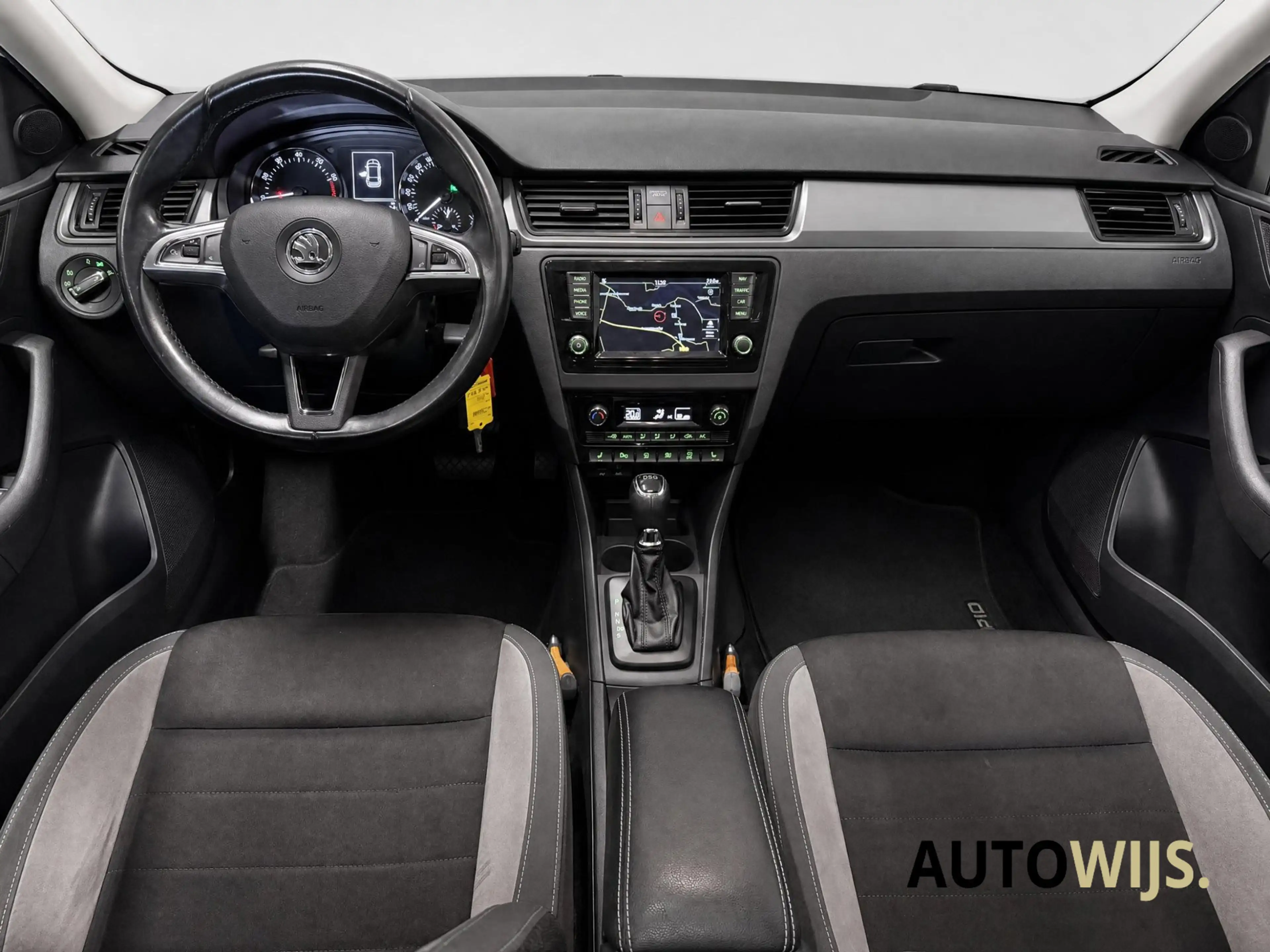Skoda Rapid/Spaceback 1.2 TSI Greentech JOY|AUT|PANO|PDC|NAVI|NL AUTO — photo 4