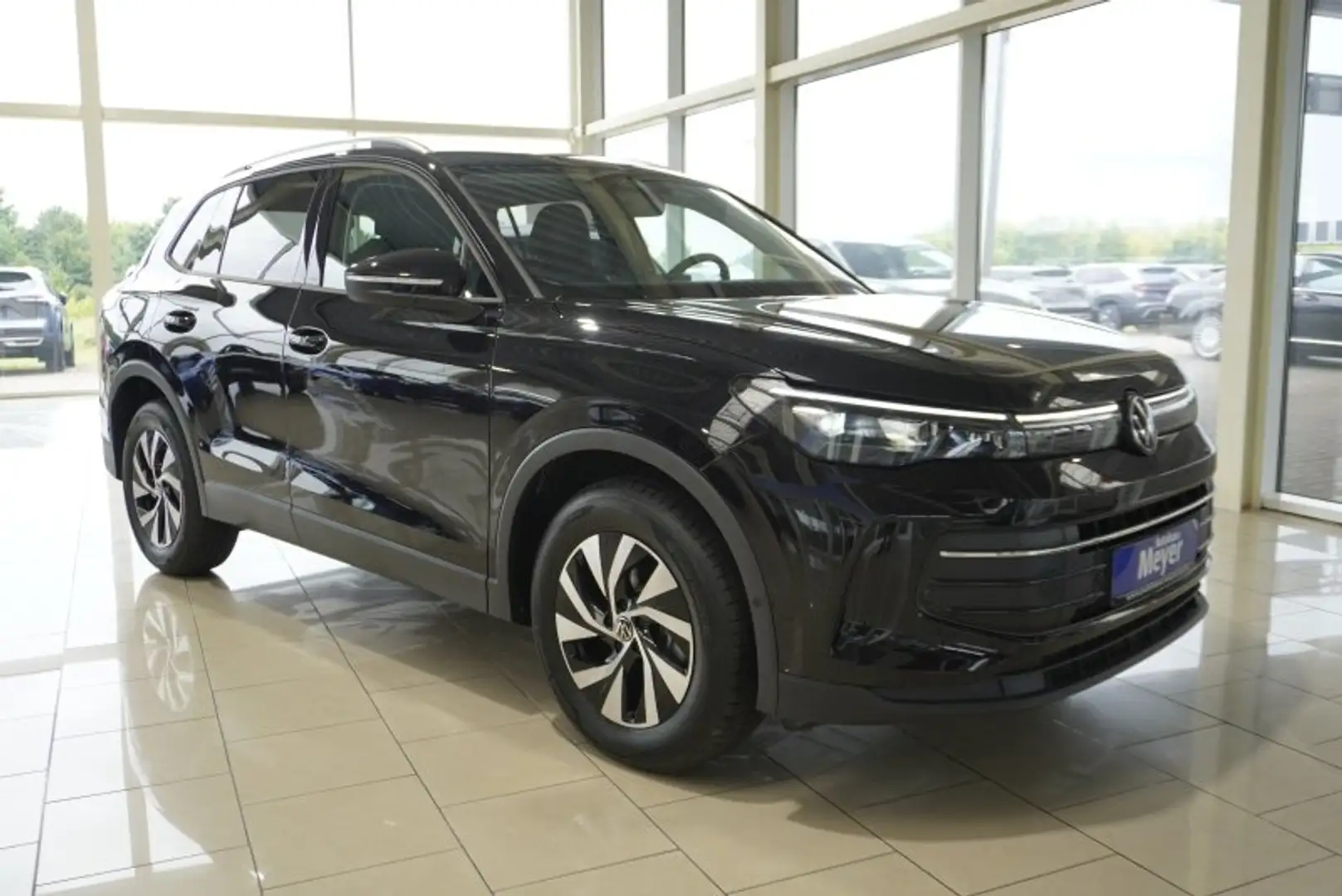 Volkswagen Tiguan 1.5 eTSI 5*J.Gar/aAHK/LED-Plus/el.Klappe/Kamera Schwarz - 1