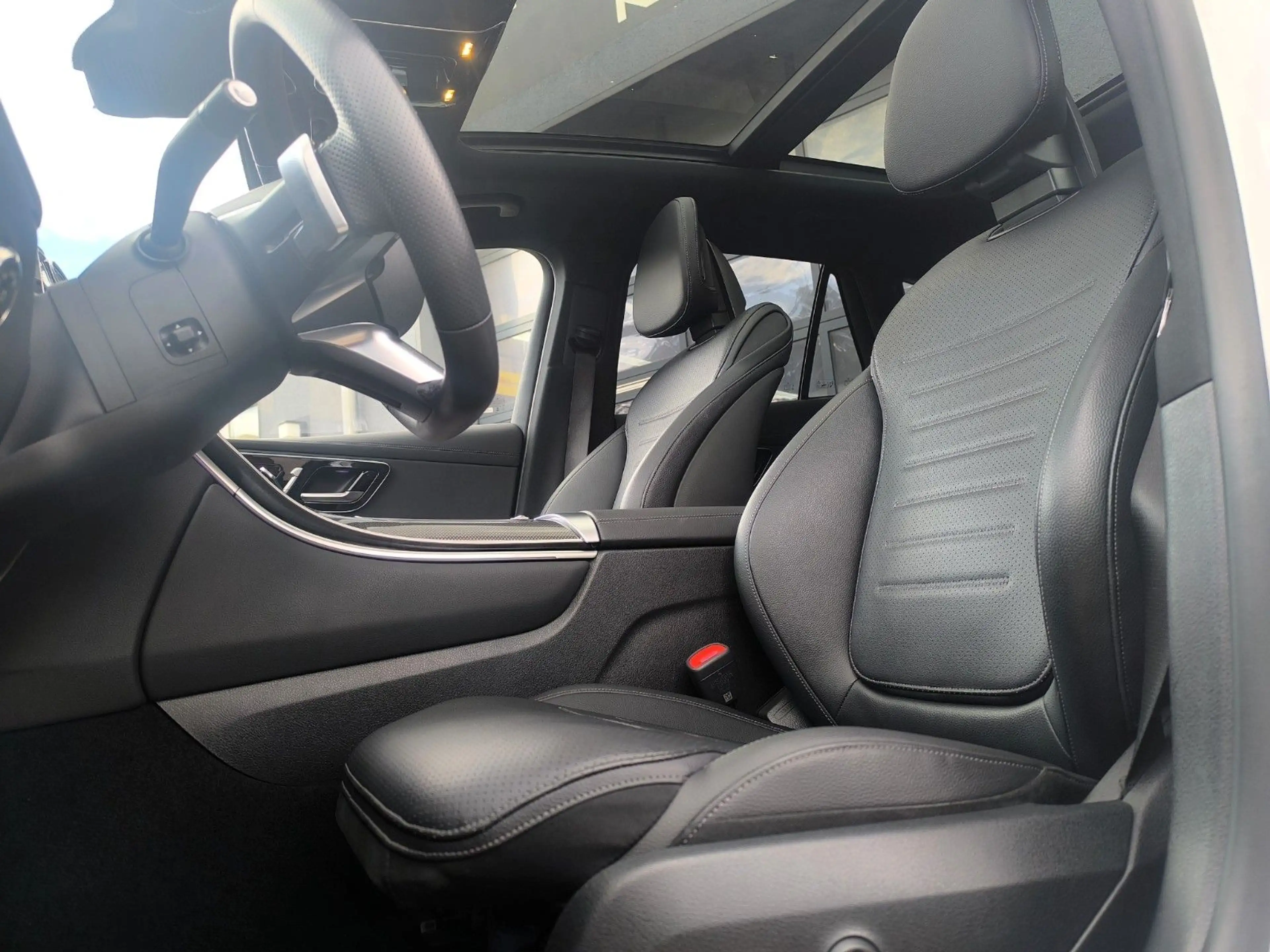 Mercedes-Benz GLC 450 d 4Matic Edition AMG Line Vollausstattung — photo 12