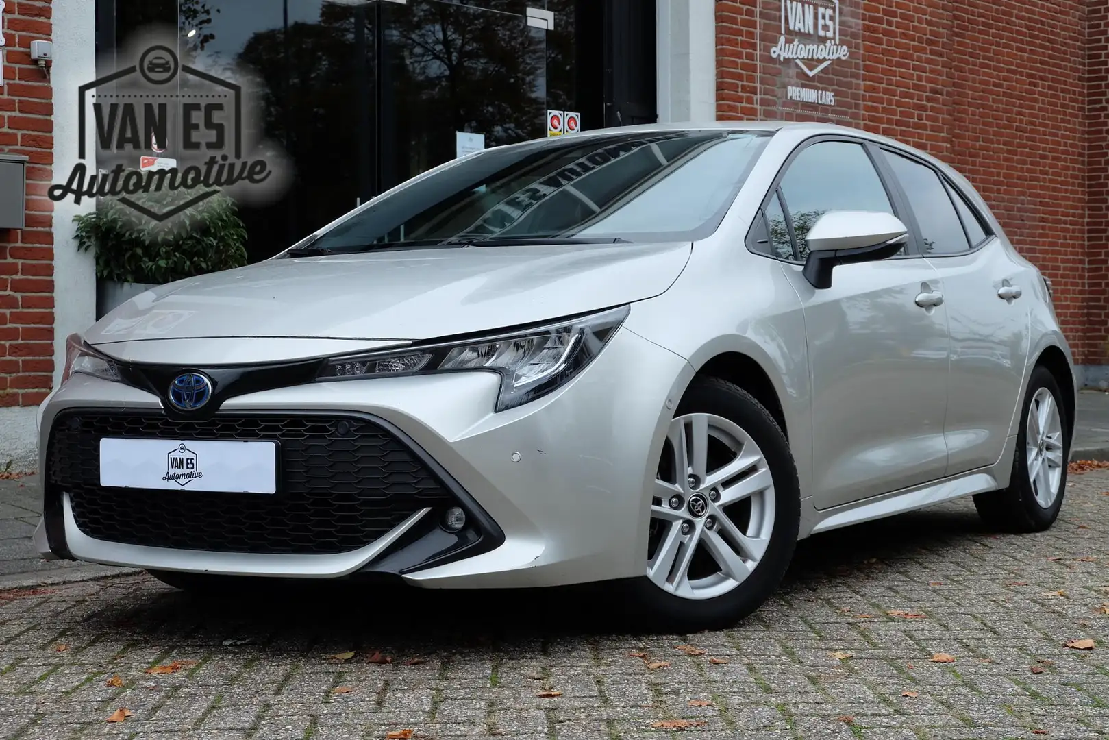 Toyota Corolla 1.8 Hybrid Business / Garantie t/m '30 / 1ste eig. Gris - 1