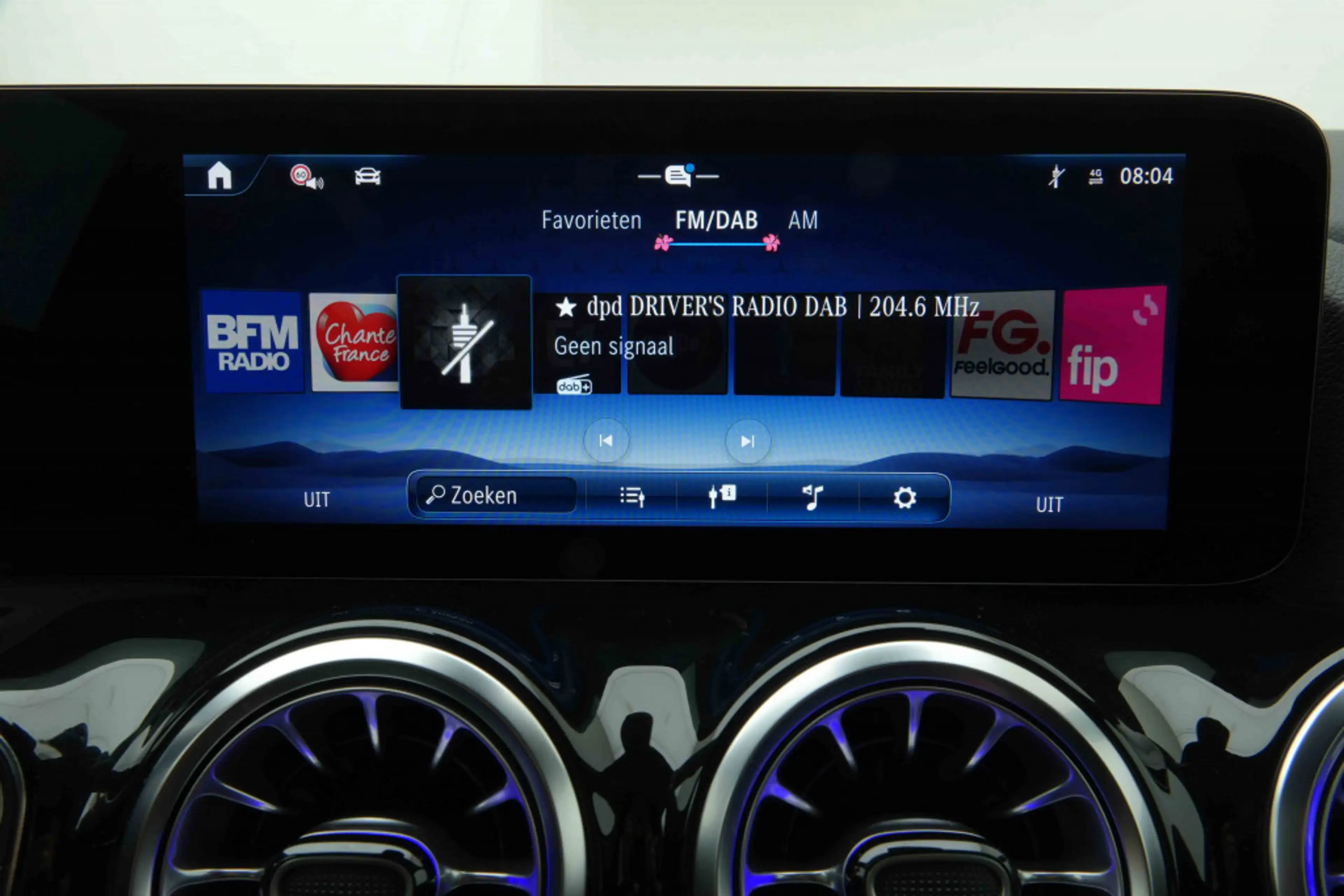 Mercedes-Benz GLA 250 GLA 250 PHEV 218 Progressive | GPS | Camera | Night Pack | LED Lights — photo 12