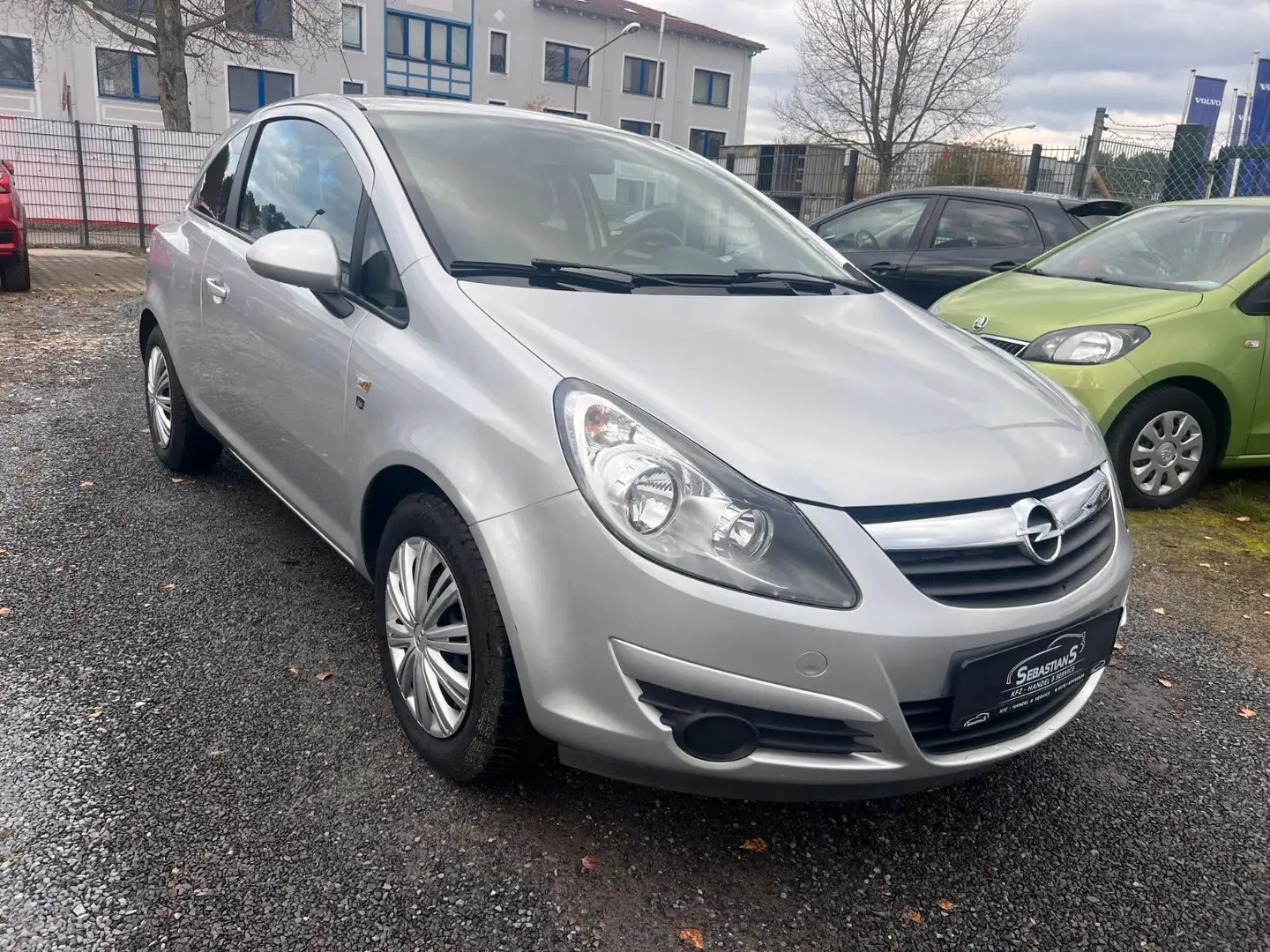 Opel Corsa 1.2 Tüv 02/26 Sheft Klima Tempomat Silber - 1