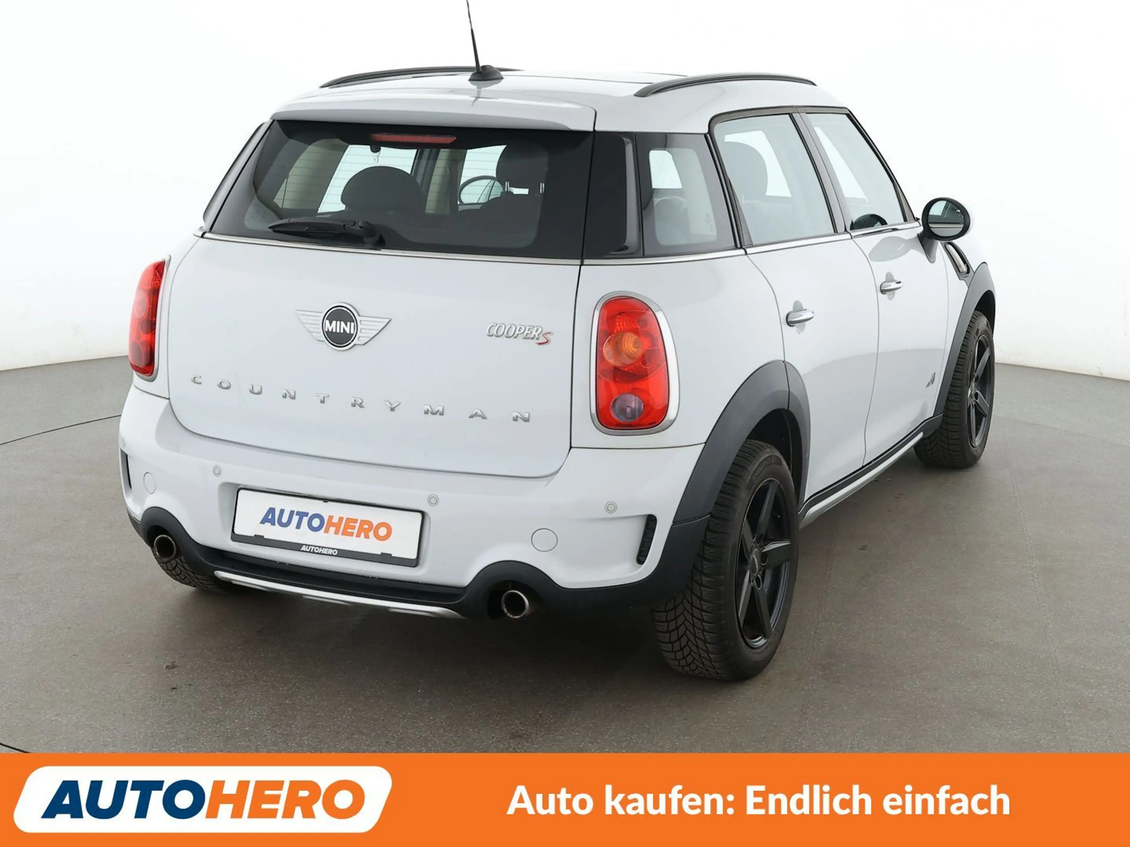 MINI Cooper S Countryman Cooper S ALL4 Aut.*NAVI*TEMPO*PDC*LIM*SHZ* — photo 6