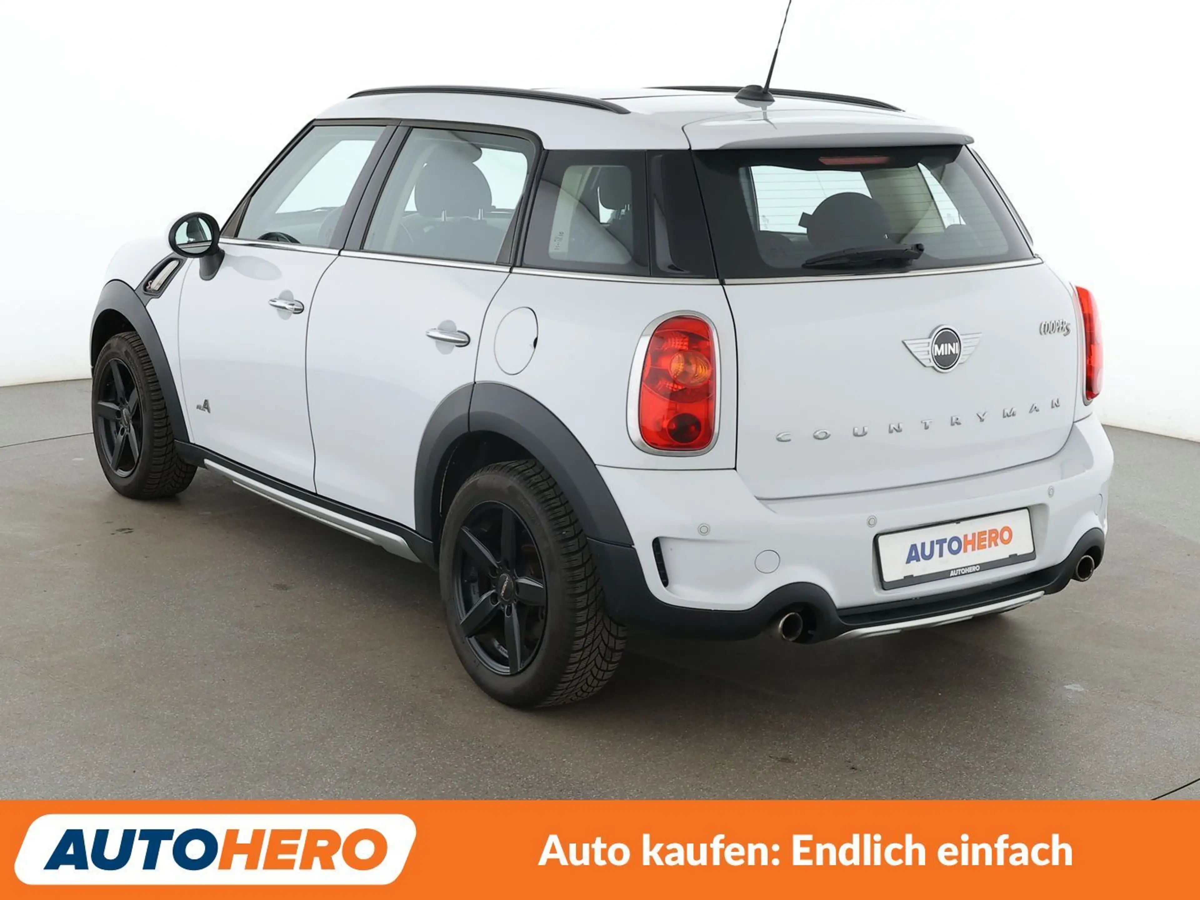 MINI Cooper S Countryman Cooper S ALL4 Aut.*NAVI*TEMPO*PDC*LIM*SHZ* — photo 4