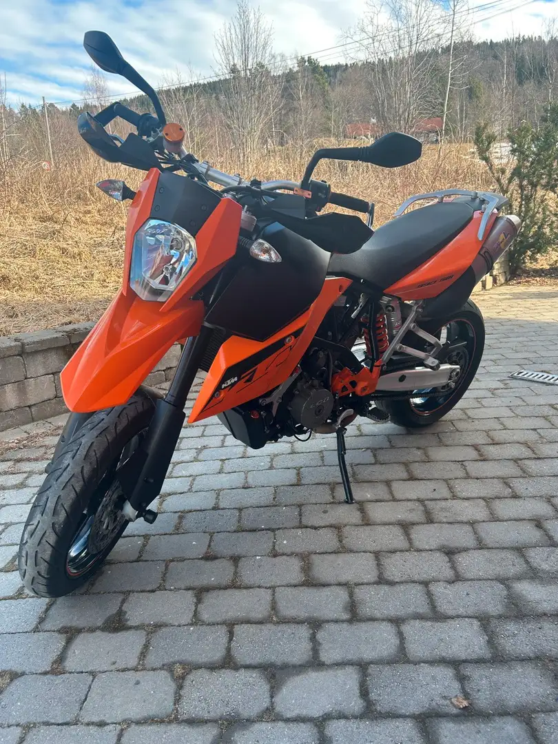 KTM 990 Supermoto Oranžová - 2