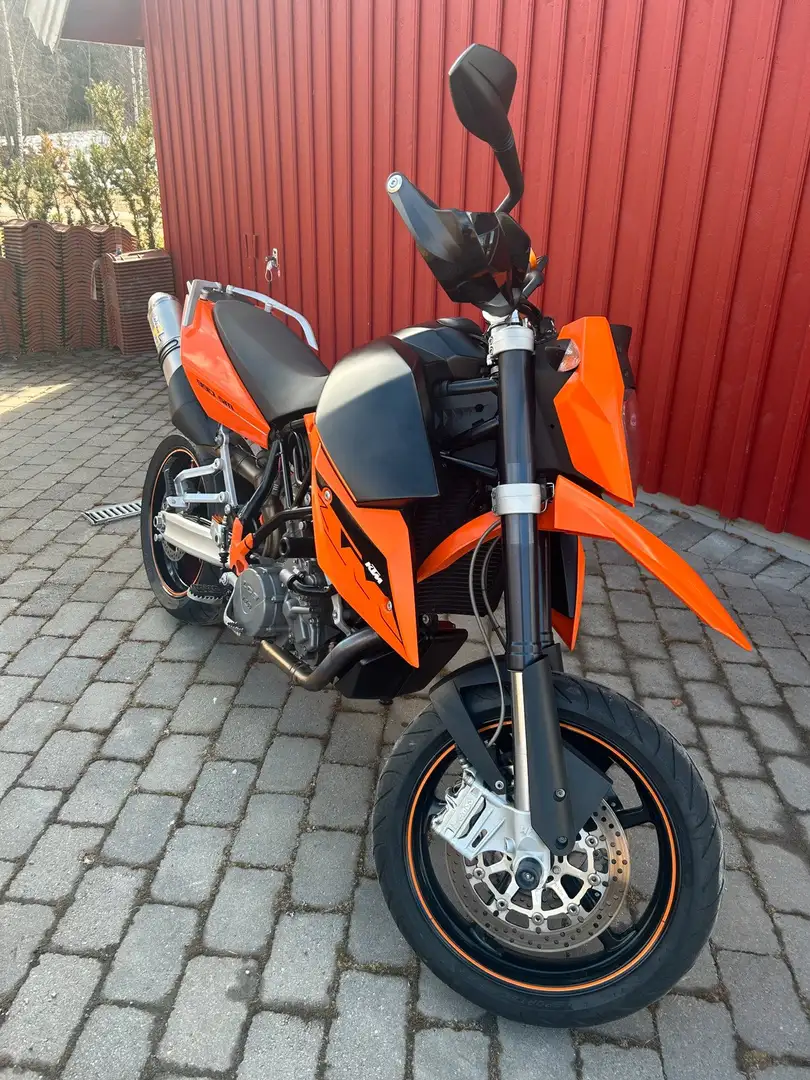KTM 990 Supermoto Oranžová - 1