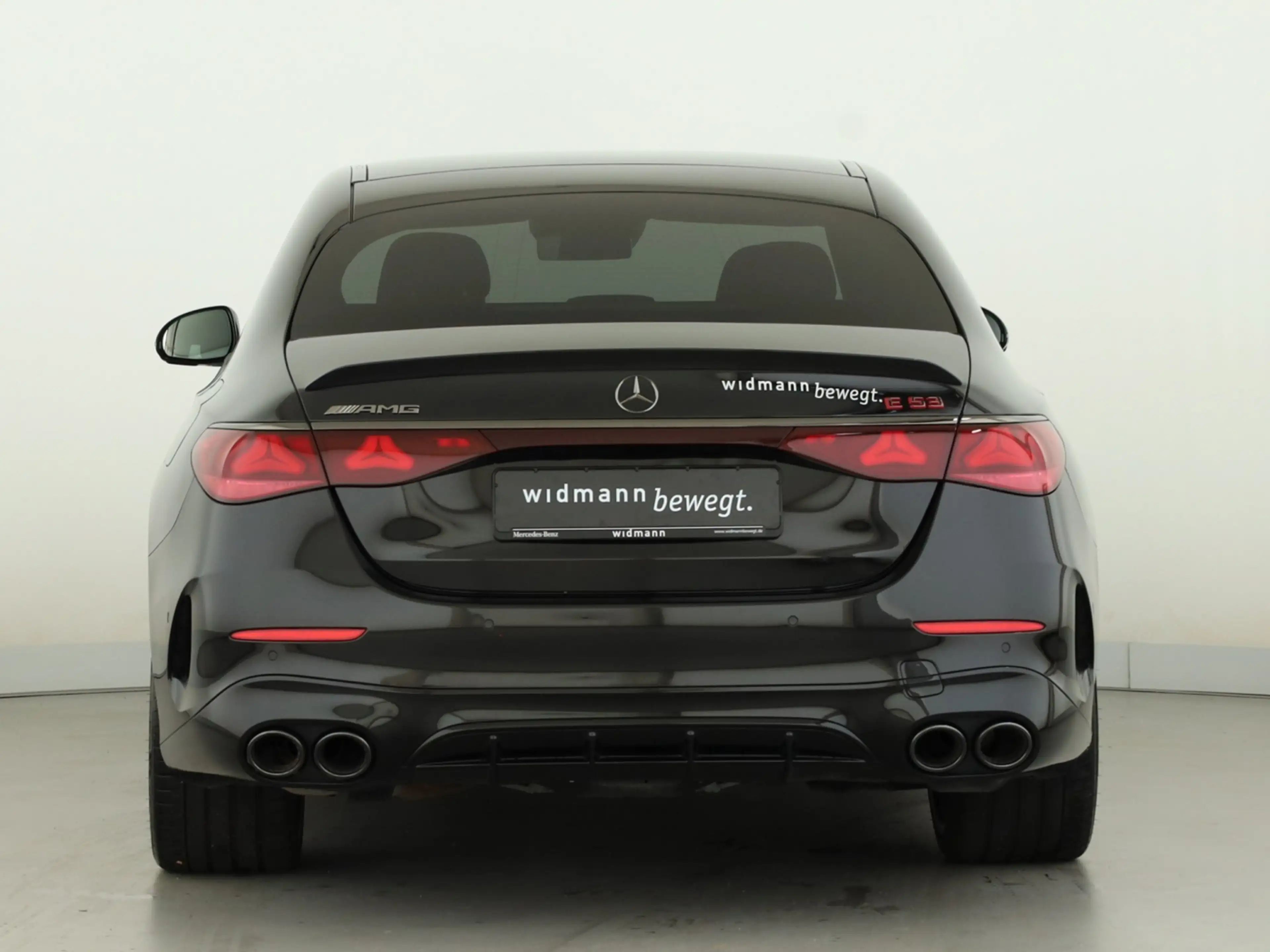 Mercedes-Benz E 53 AMG AMG E 53 Hybrid 4MATIC+ Limousine 360 ACC AUT LM — photo 4
