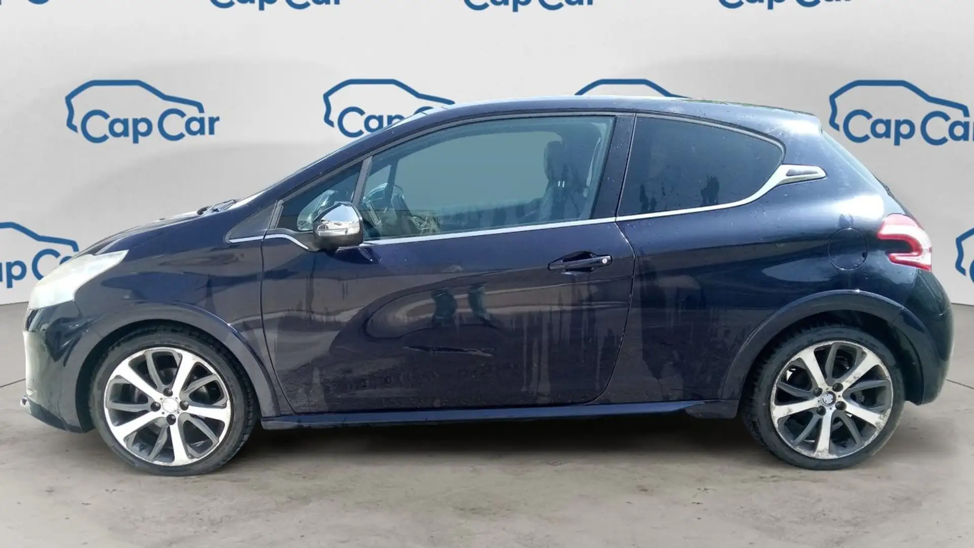 Peugeot 208 1.6 E-HDi 115 XY - Toit ouvrant - 2