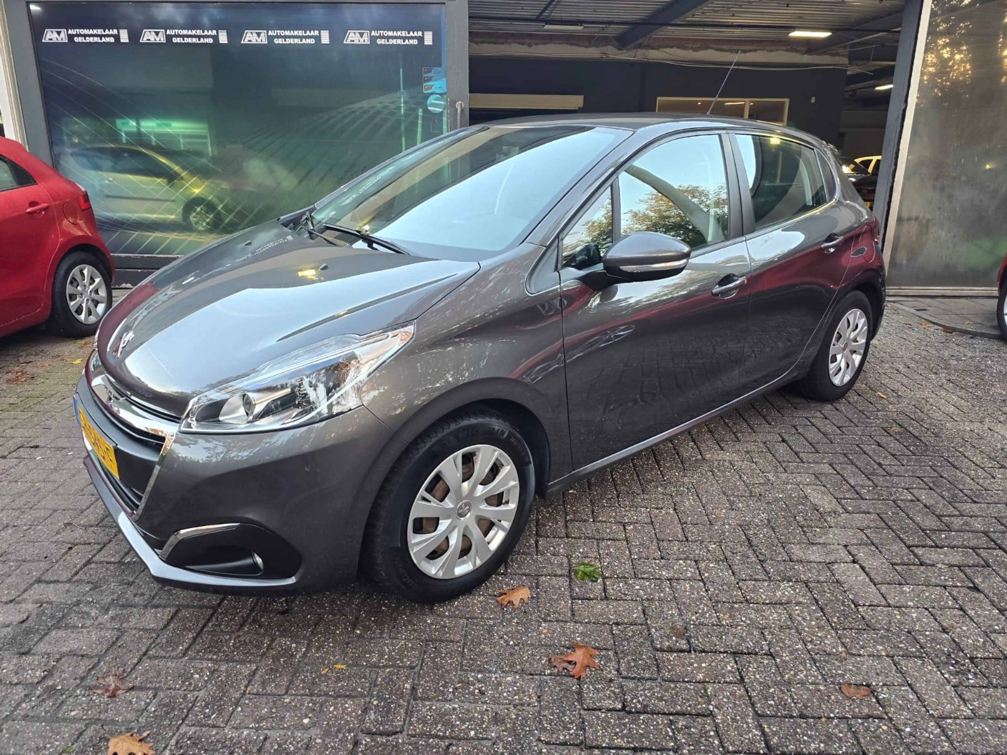 Peugeot 208 1.2 PureTech Blue Lion | 2E EIGENAAR | 3/6 OF 12 M — photo 10