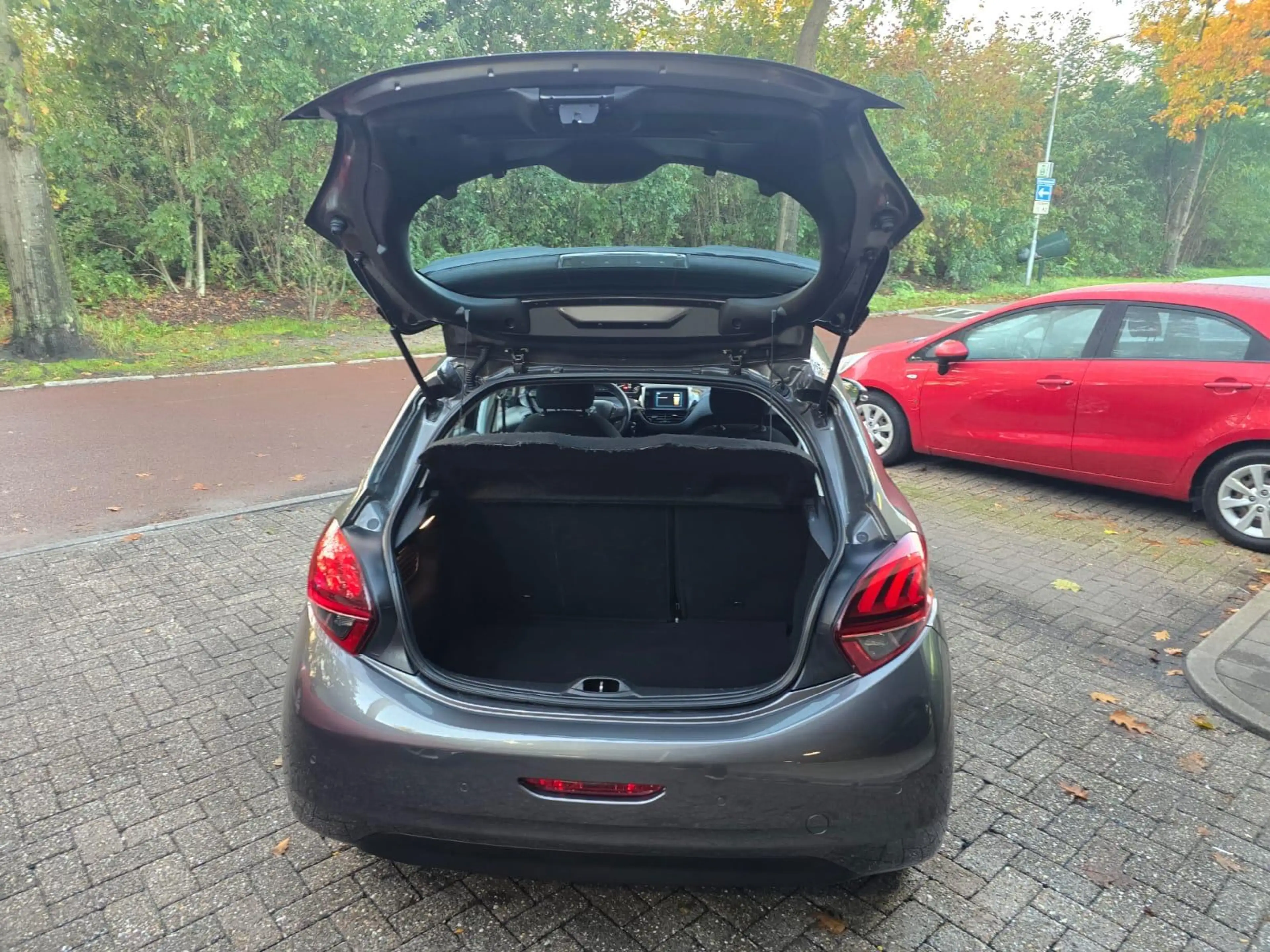 Peugeot 208 1.2 PureTech Blue Lion | 2E EIGENAAR | 3/6 OF 12 M — photo 7