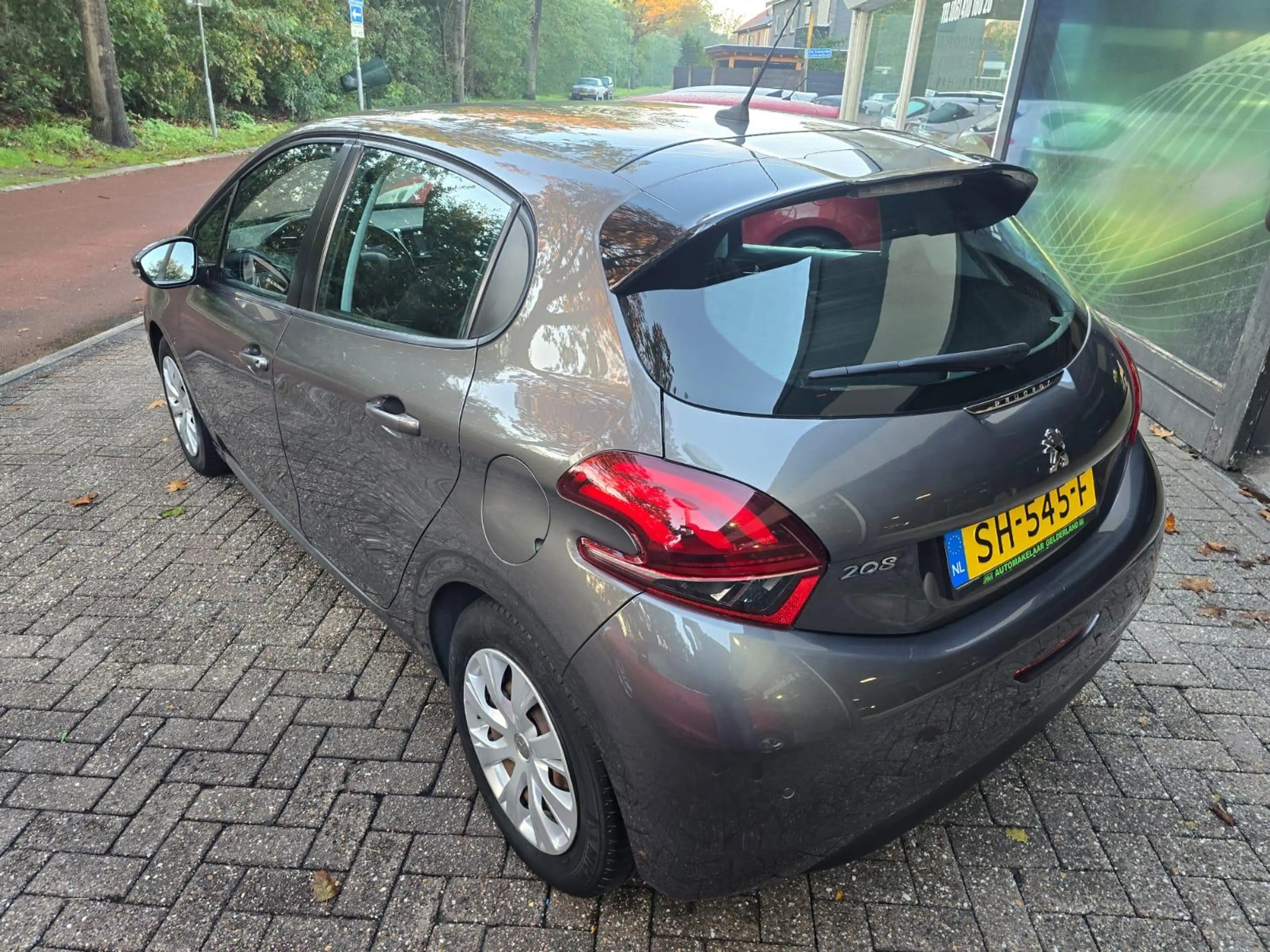 Peugeot 208 1.2 PureTech Blue Lion | 2E EIGENAAR | 3/6 OF 12 M — photo 8