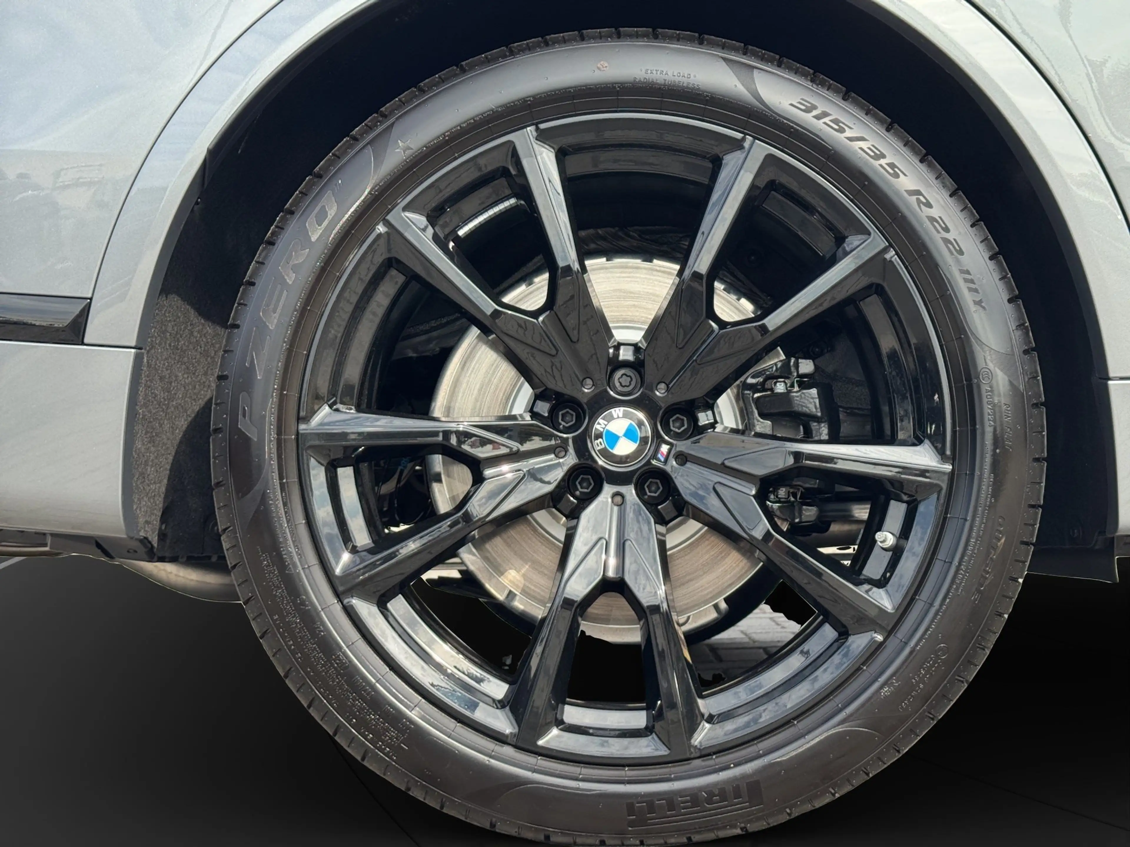 BMW X7 xDrive40d — photo 14