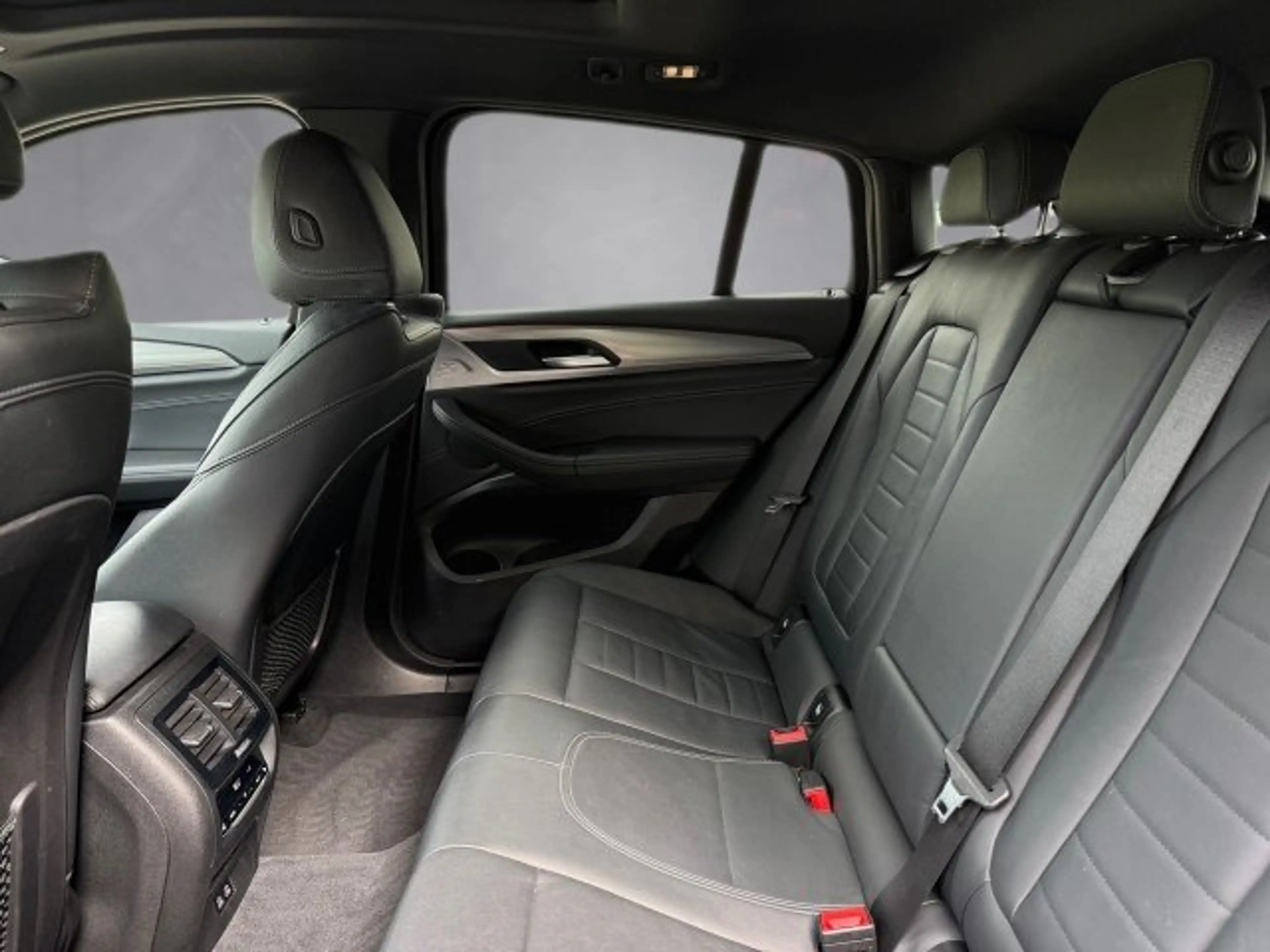 BMW X4 xDrive 30d G02 B57 — photo 12