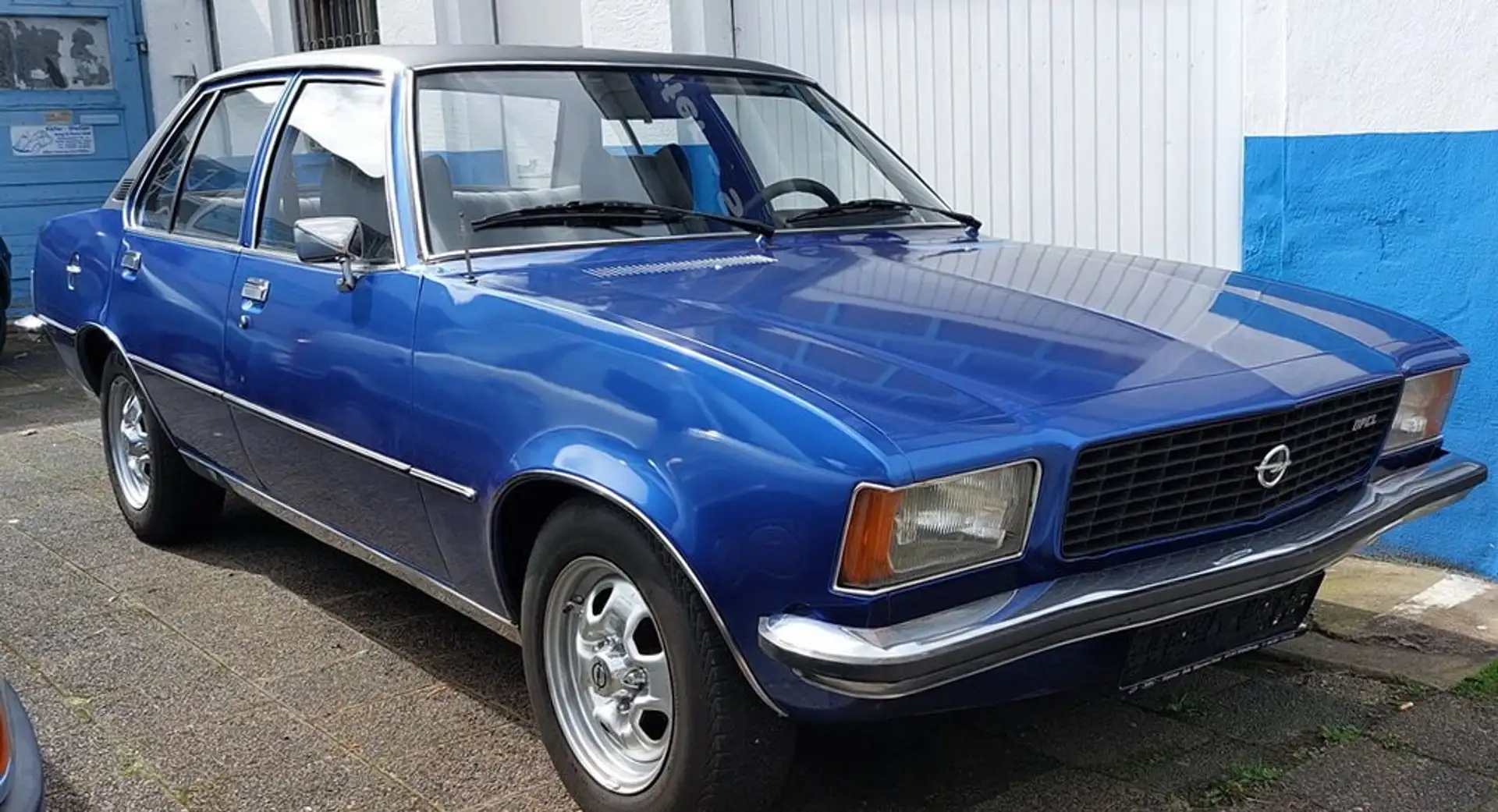 Opel Commodore Spezial Blau - 1