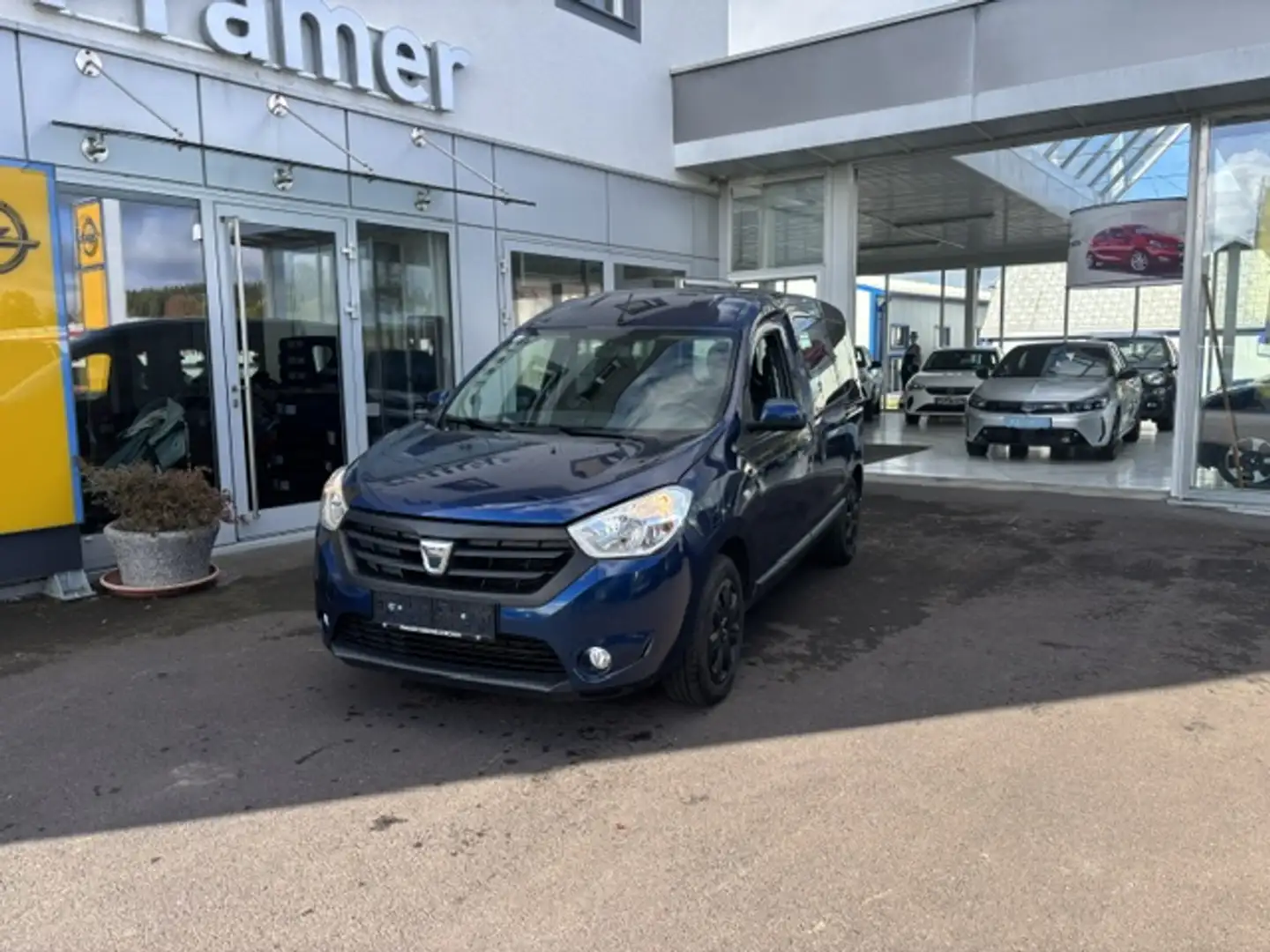 Dacia Dokker Supreme **Anhängekupplung, NAVI, 2 Schiebetüren** Blau - 2