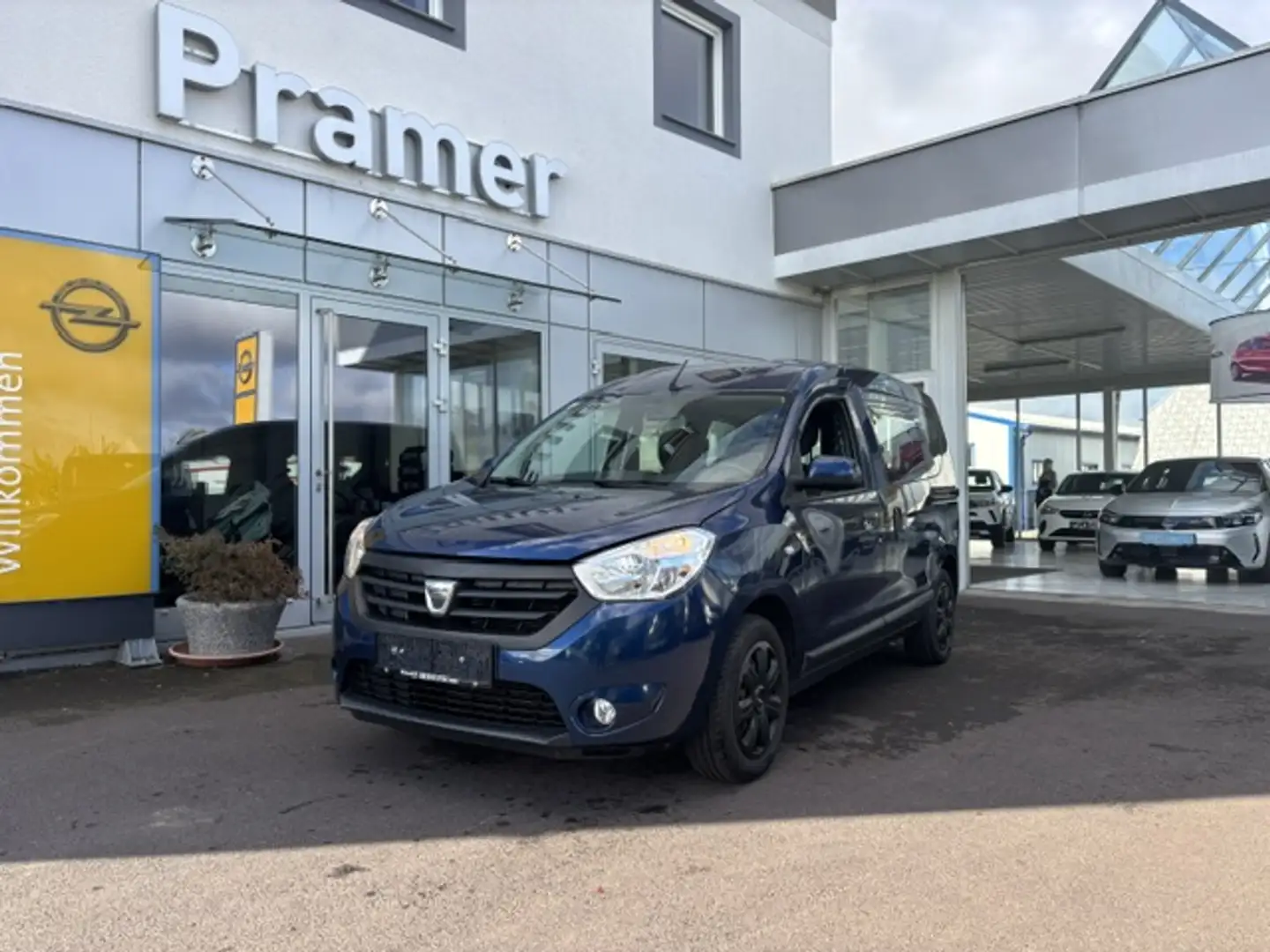 Dacia Dokker Supreme **Anhängekupplung, NAVI, 2 Schiebetüren** Blau - 1