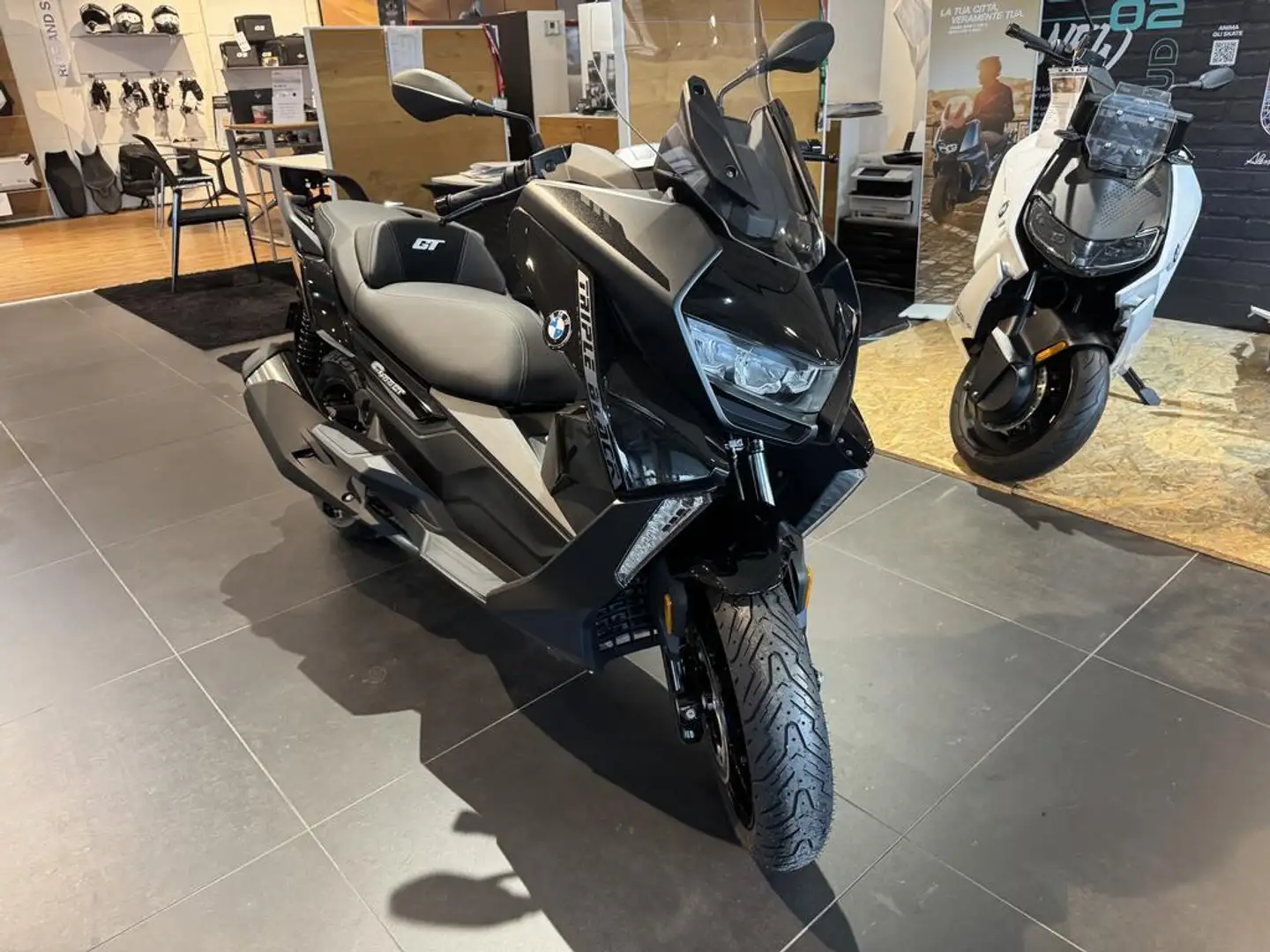 BMW C 400 GT Style Triple Black Abs my21 Schwarz - 2